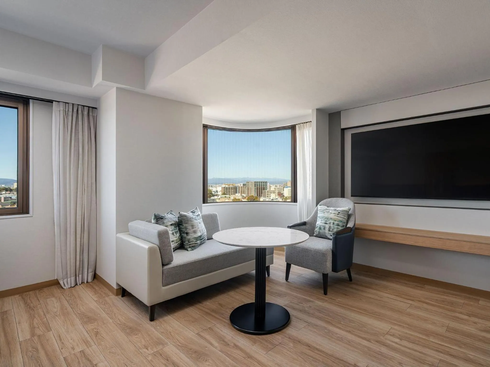 Photo of the whole room in Hamamatsu Marriott Hotel