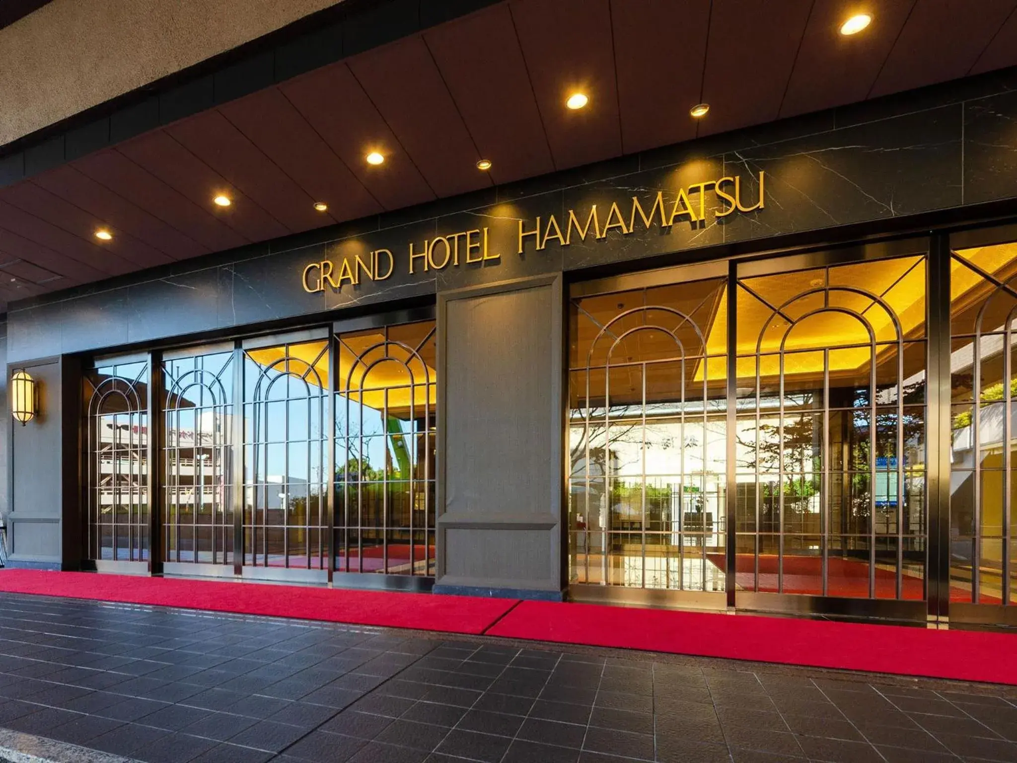Facade/entrance in Grand Hotel Hamamatsu Facade/entrance in Grand Hotel Hamamatsu