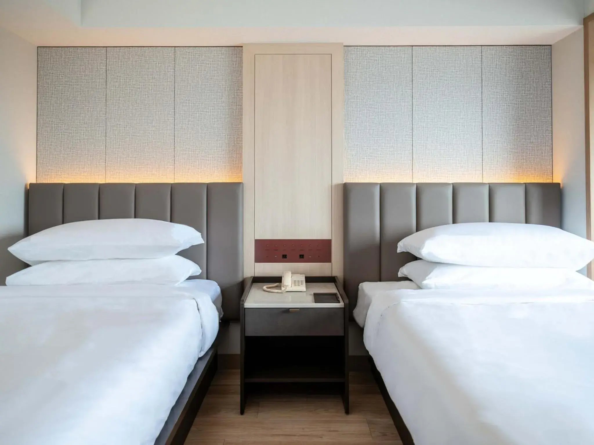 Photo of the whole room, Bed in Grand Hotel Hamamatsu Photo of the whole room, Bed in Grand Hotel Hamamatsu