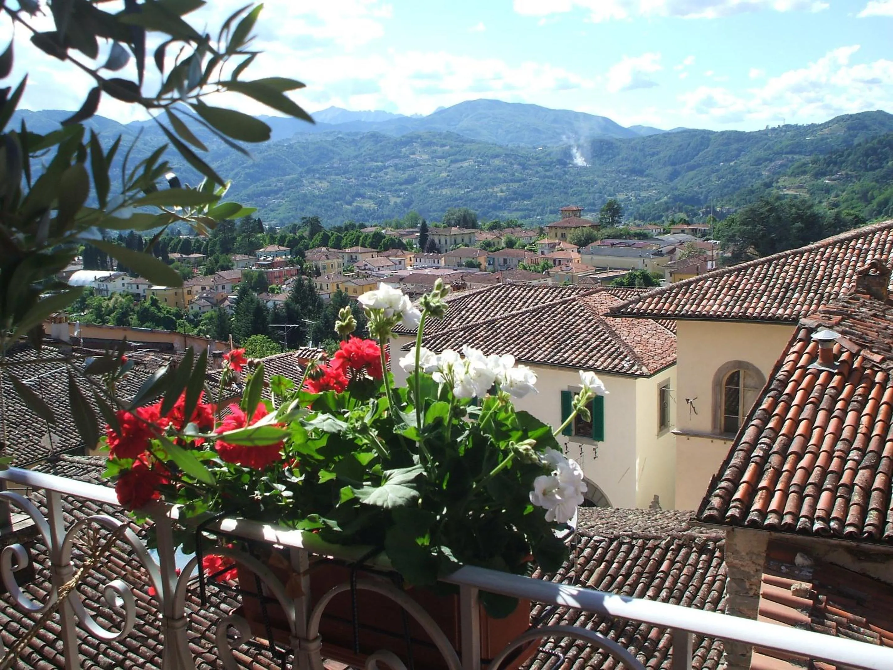 Balcony/Terrace in Nel Cielo... di Barga