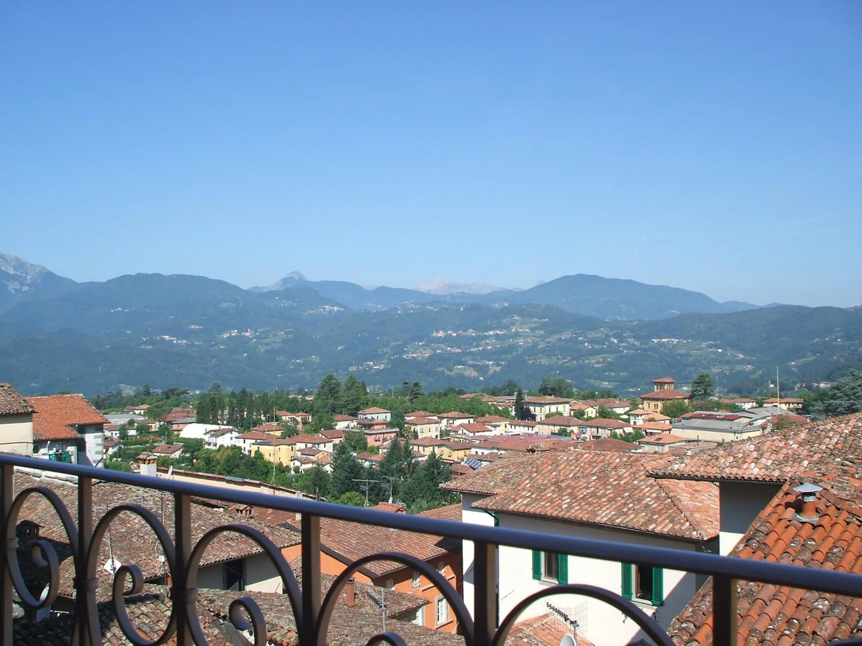 Balcony/Terrace in Nel Cielo... di Barga