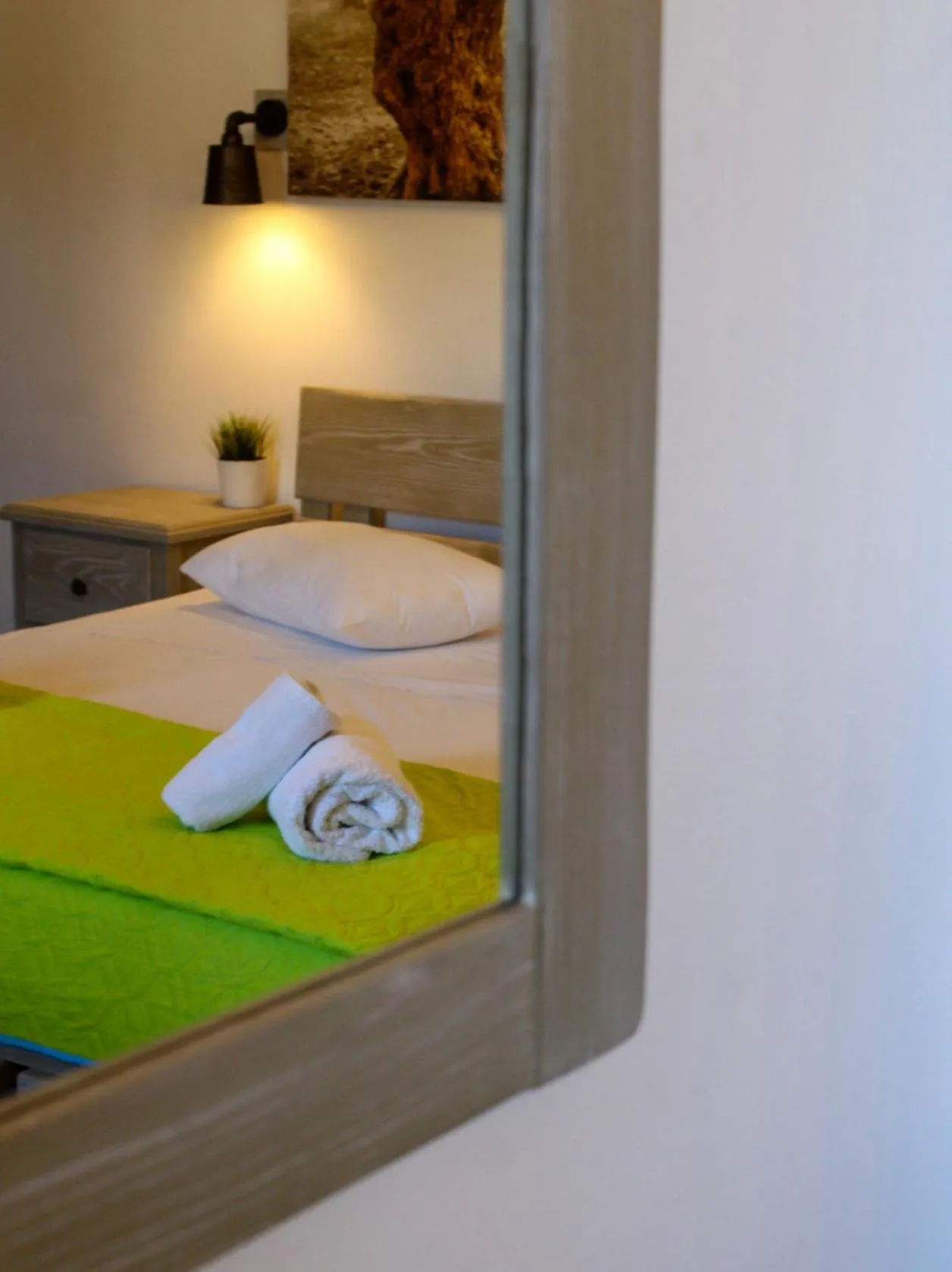 Photo of the whole room, Bed in Mistral-Patmos