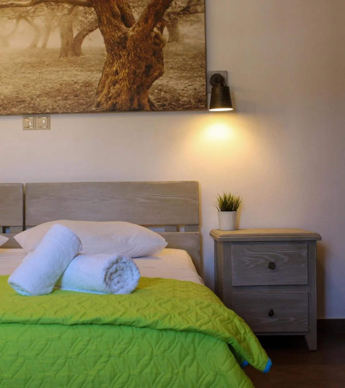 Bed in Mistral-Patmos