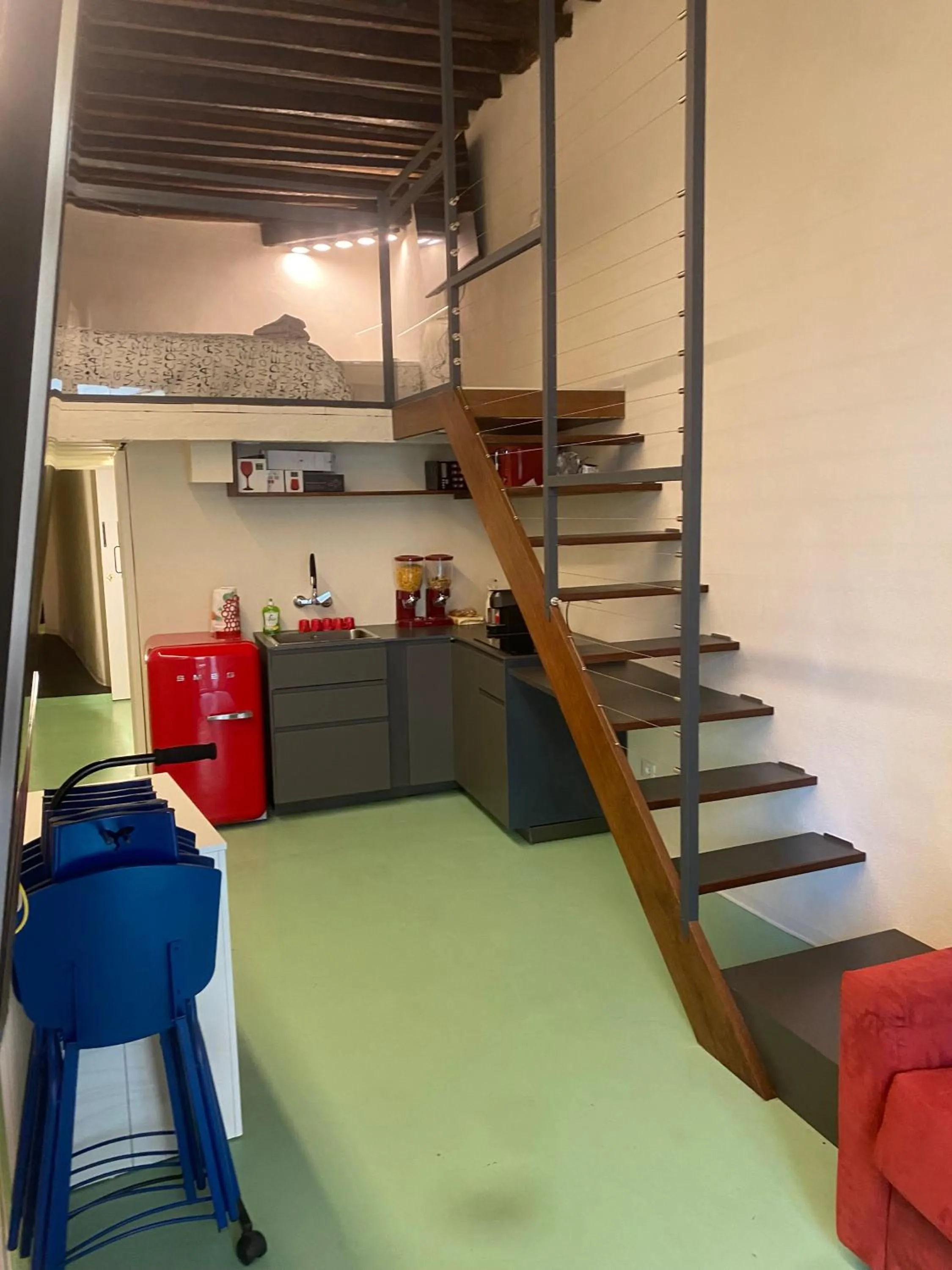 Kitchen or kitchenette in Due Papi