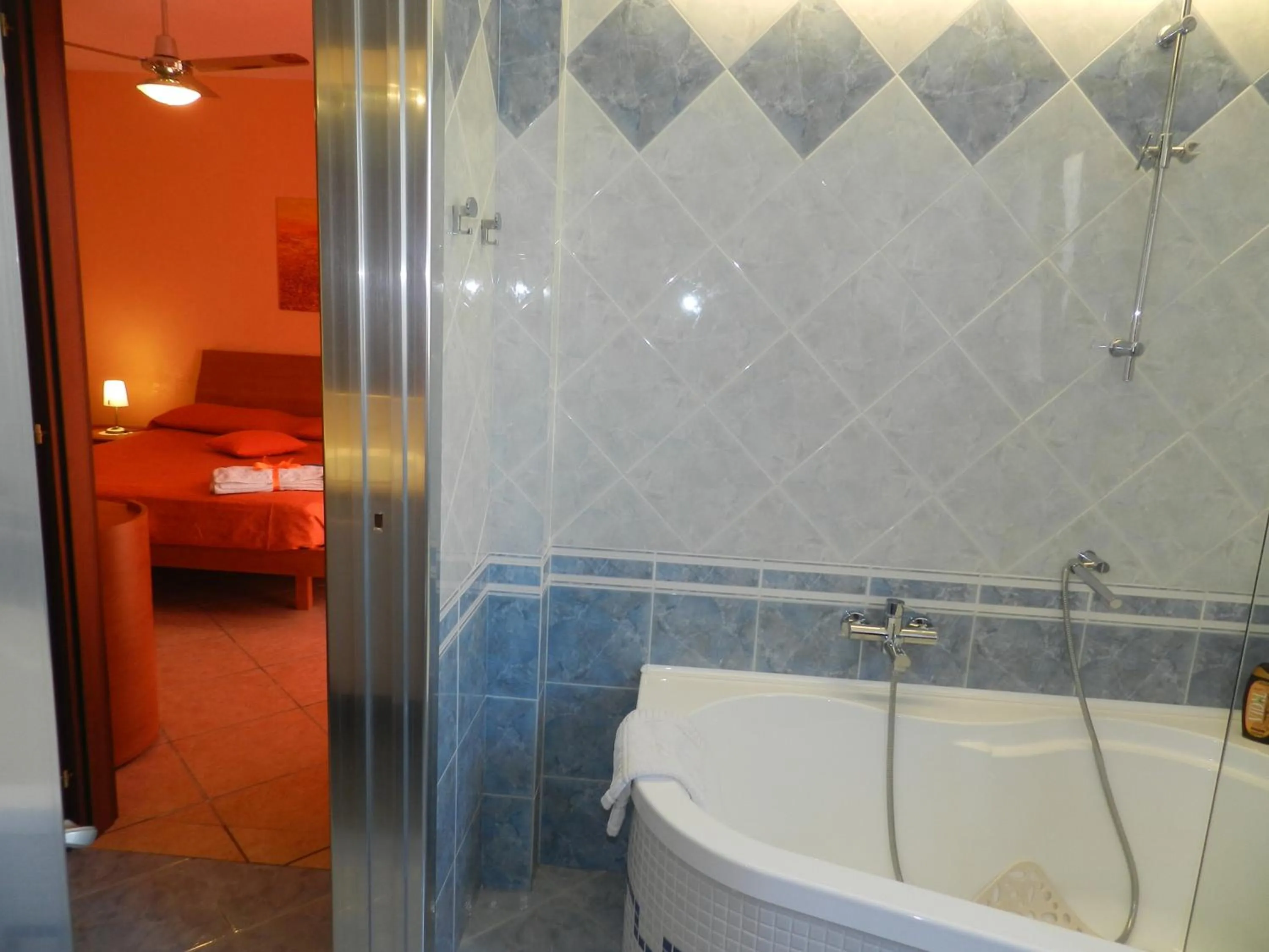 Bathroom in B&B L'Antica Rimessa