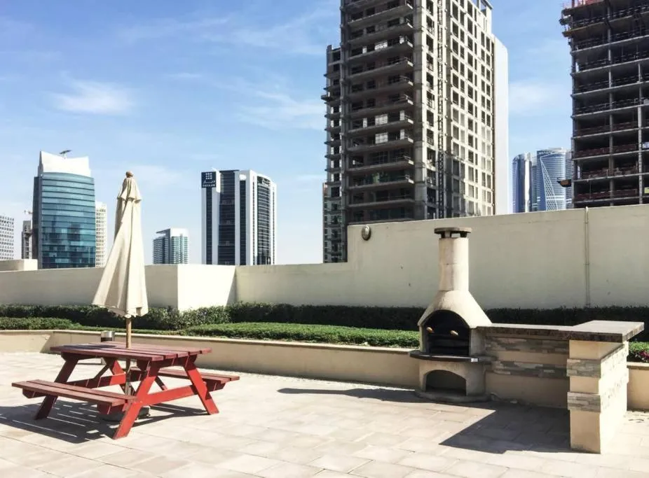 Frank Porter - Burj Views