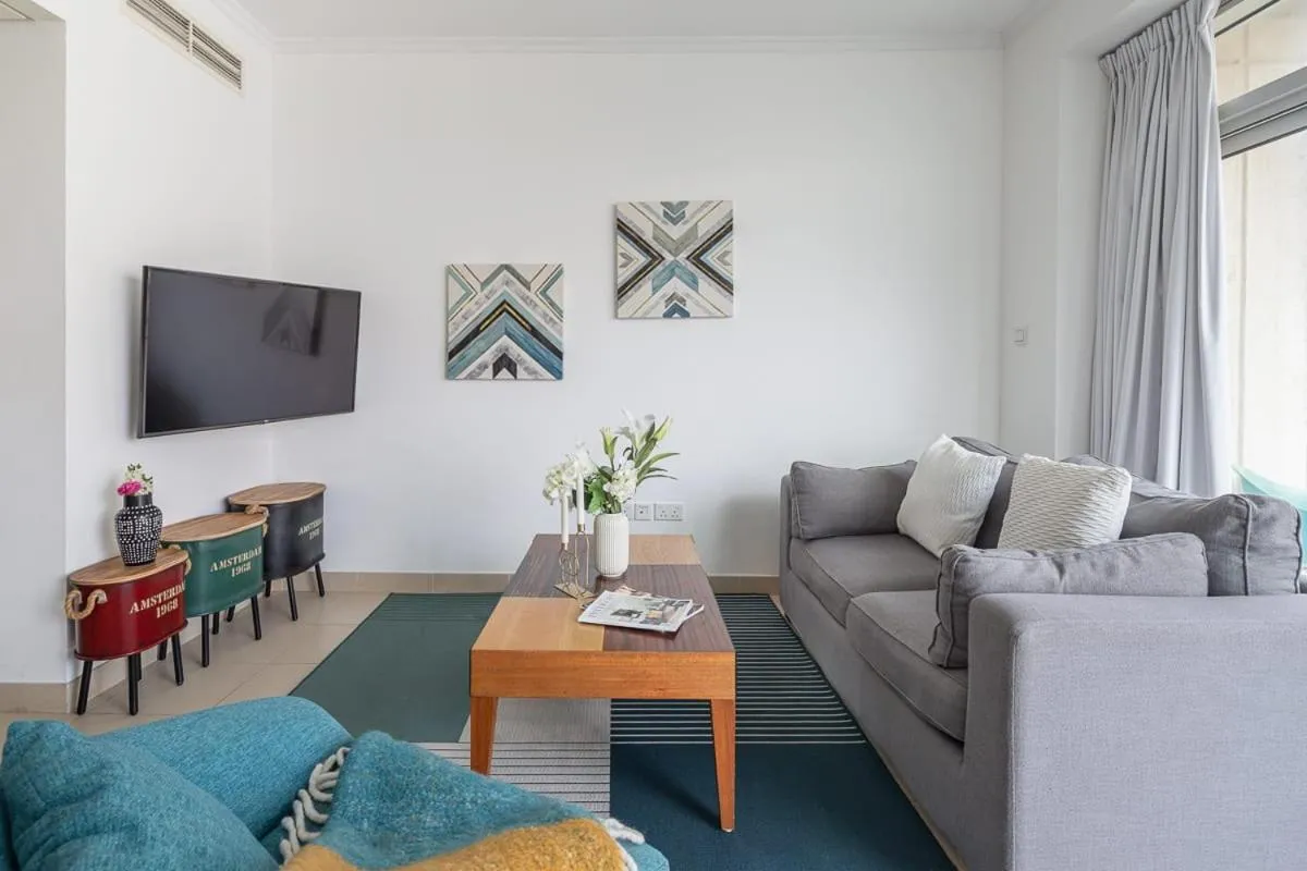 Frank Porter - Burj Views