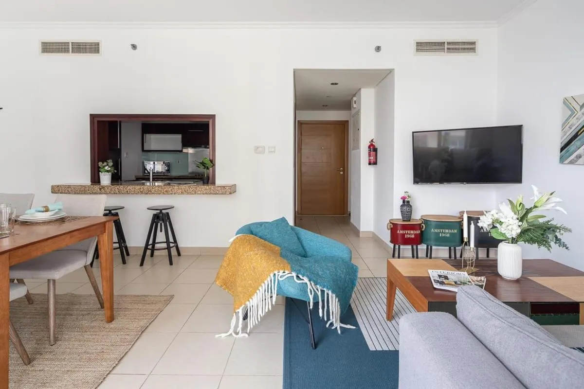 Frank Porter - Burj Views