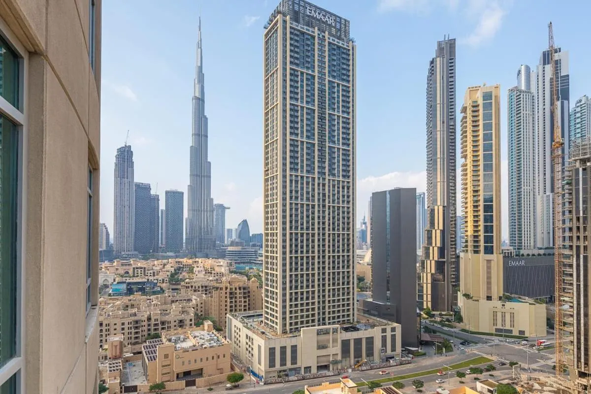 Frank Porter - Burj Views