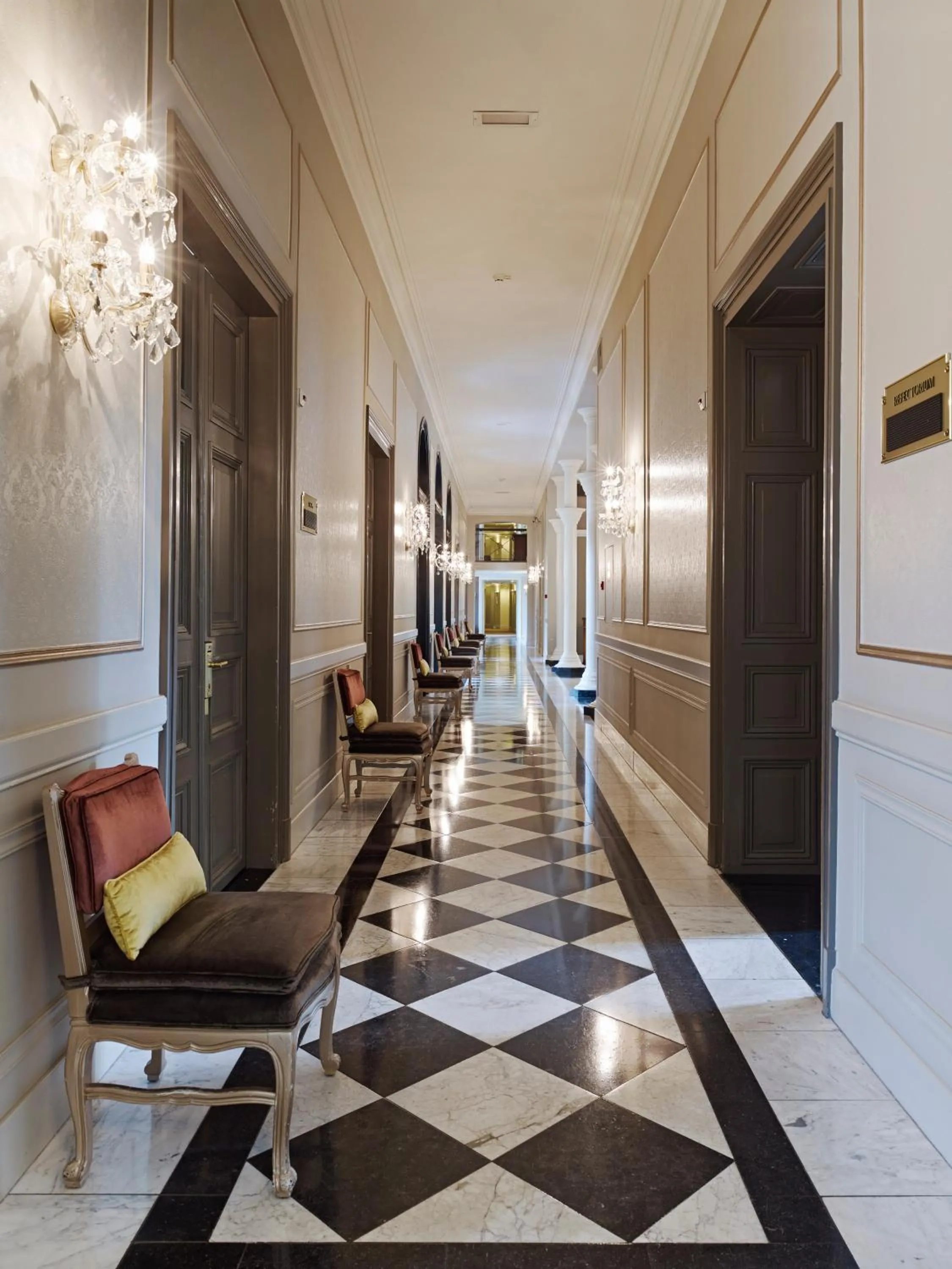Lobby or reception in Hotel Bloemendal, near Aachen