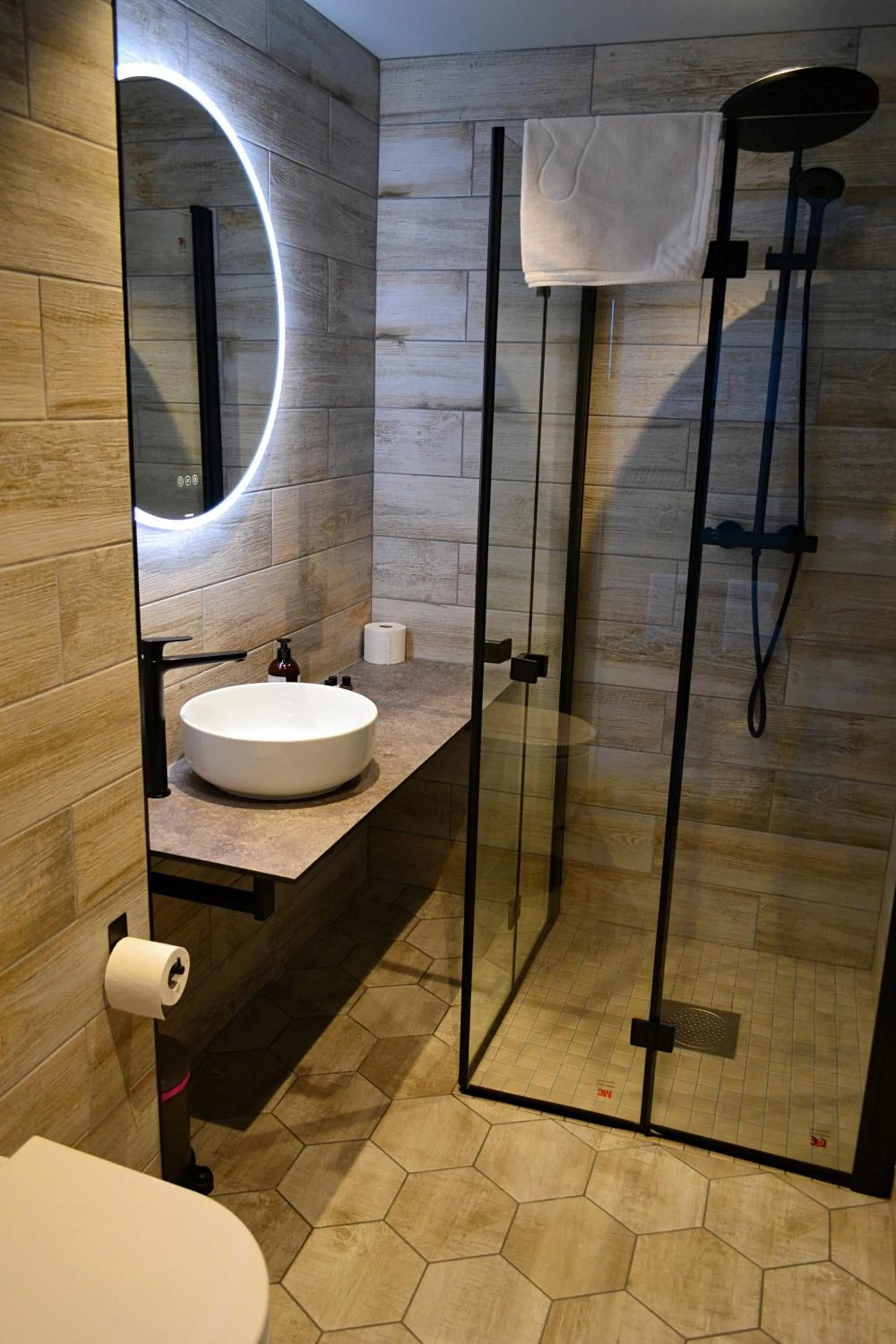 Shower in Andenes Suitehotel