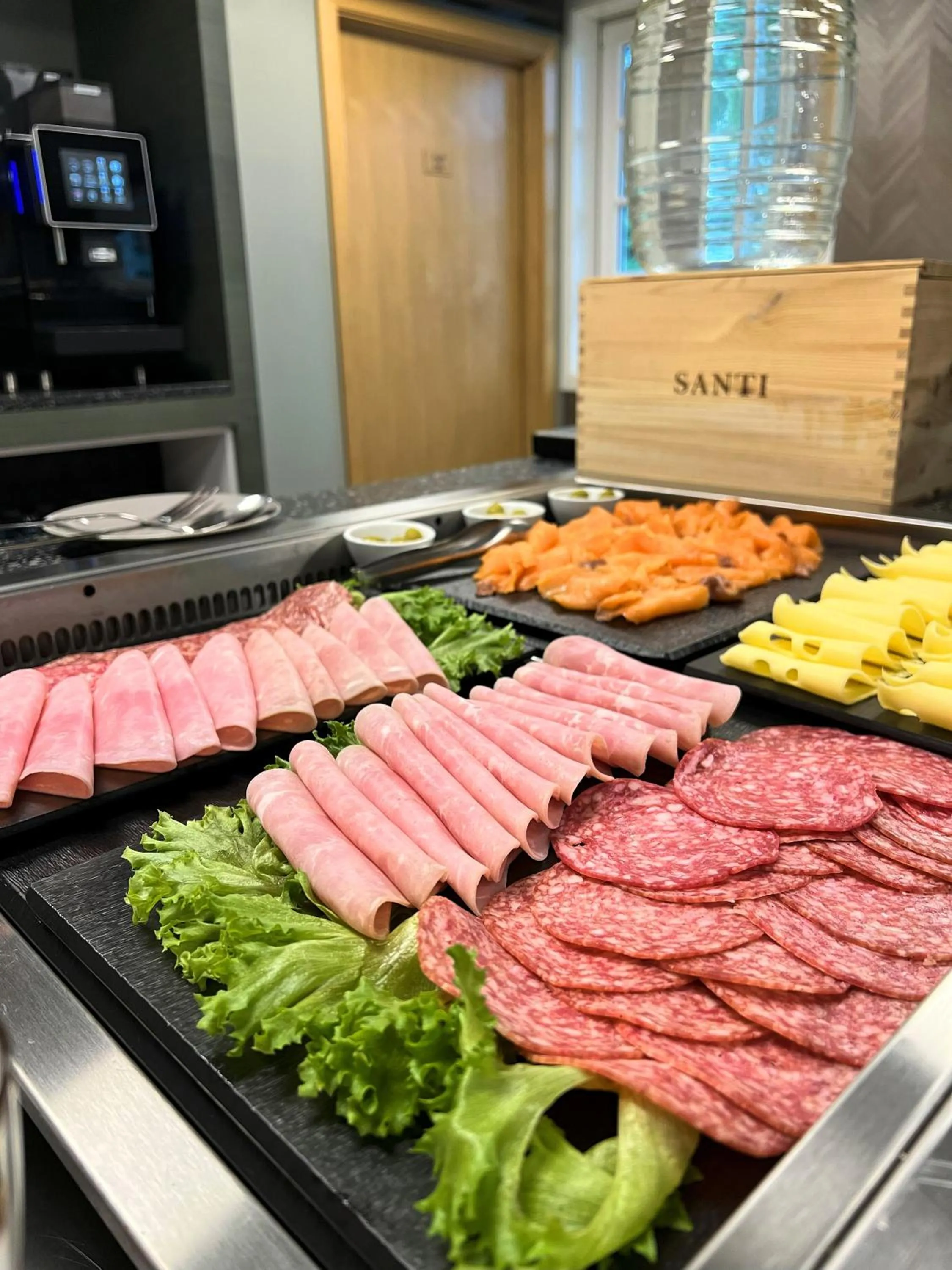 Breakfast in Andenes Suitehotel