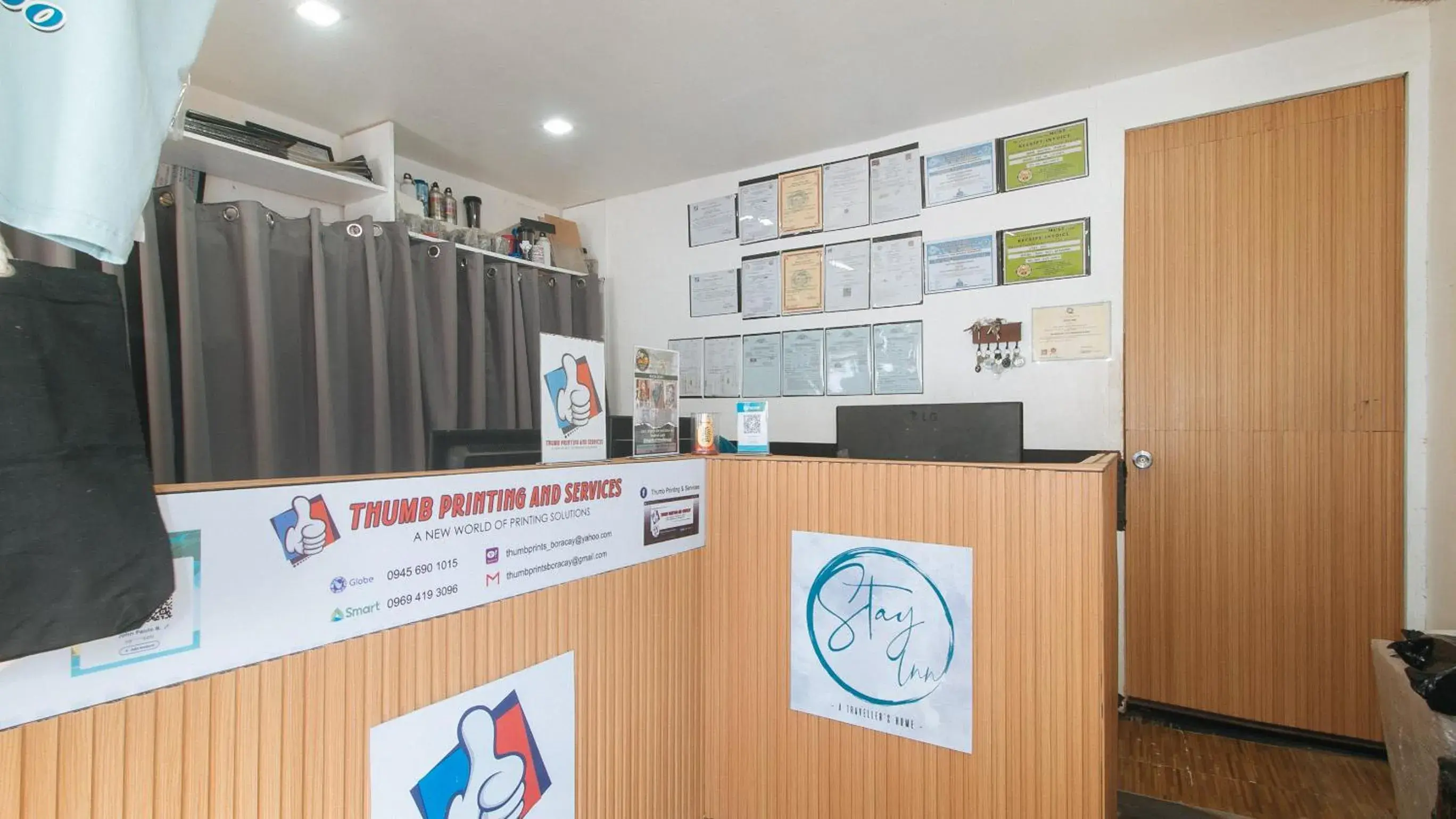 Lobby or reception in Stay Inn Station 1 Boracay by RedDoorz Lobby or reception in Stay Inn Station 1 Boracay by RedDoorz