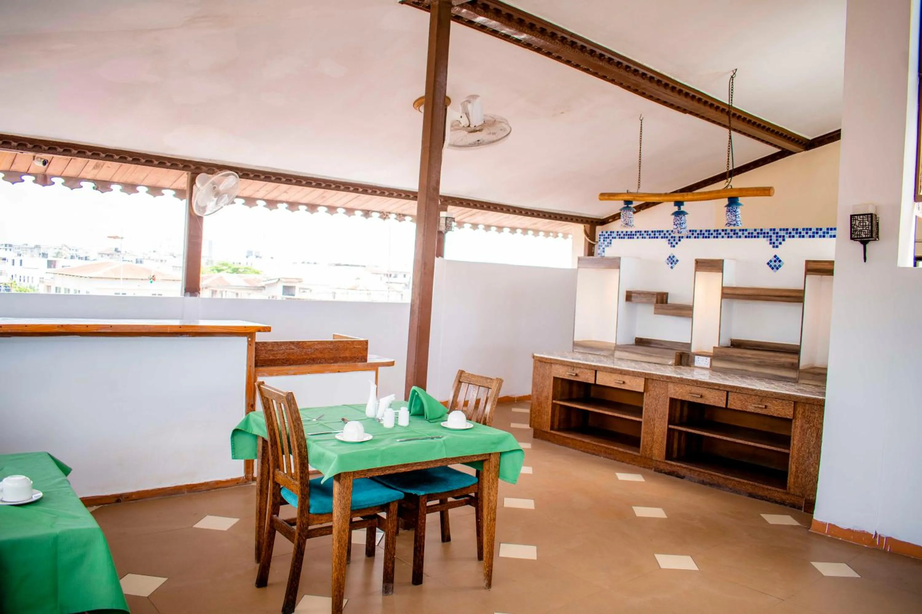 Restaurant/places to eat in The Island Stone Town hotel