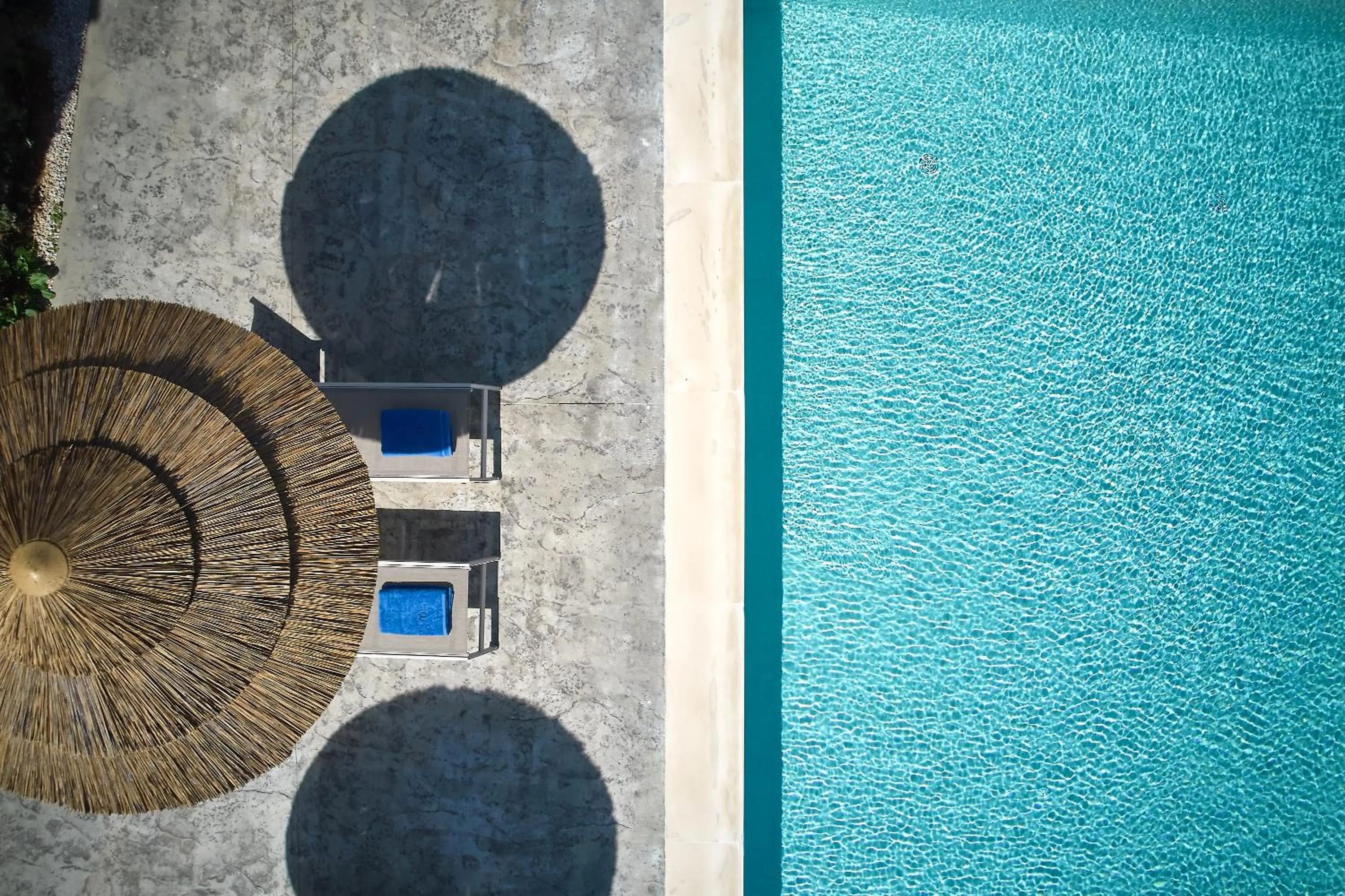 Swimming pool in Villaggio Mare Suites
