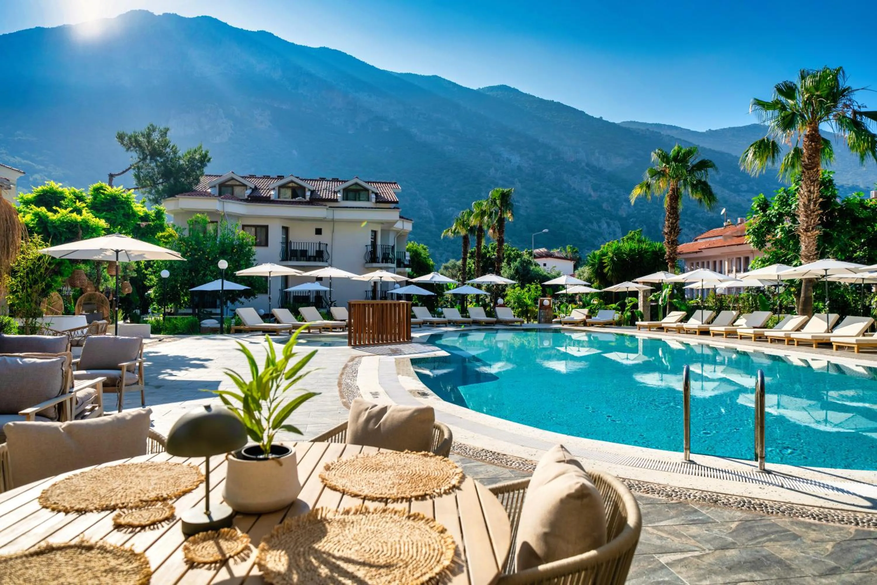 Ata Lagoon Beach Hotel