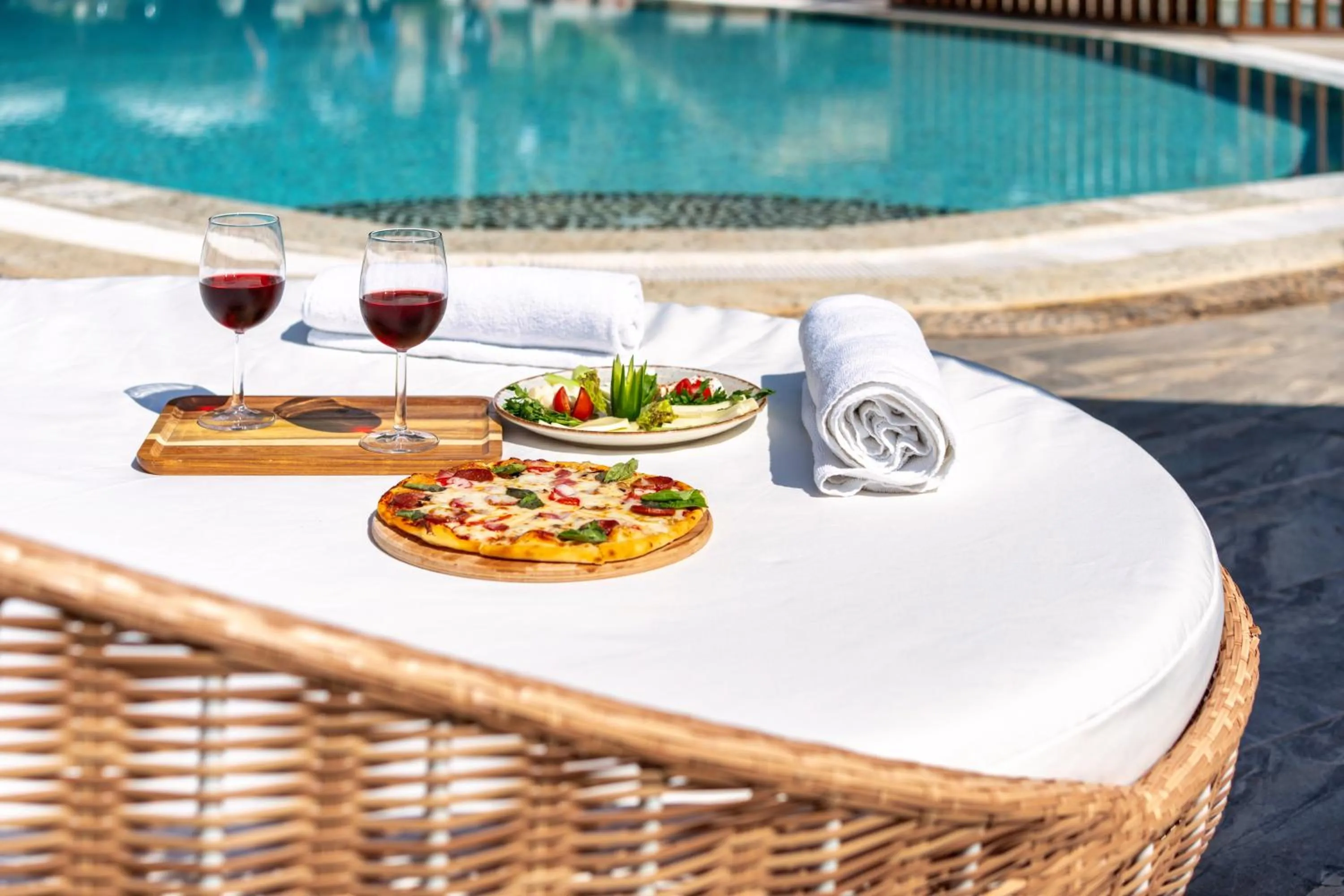 Ata Lagoon Beach Hotel