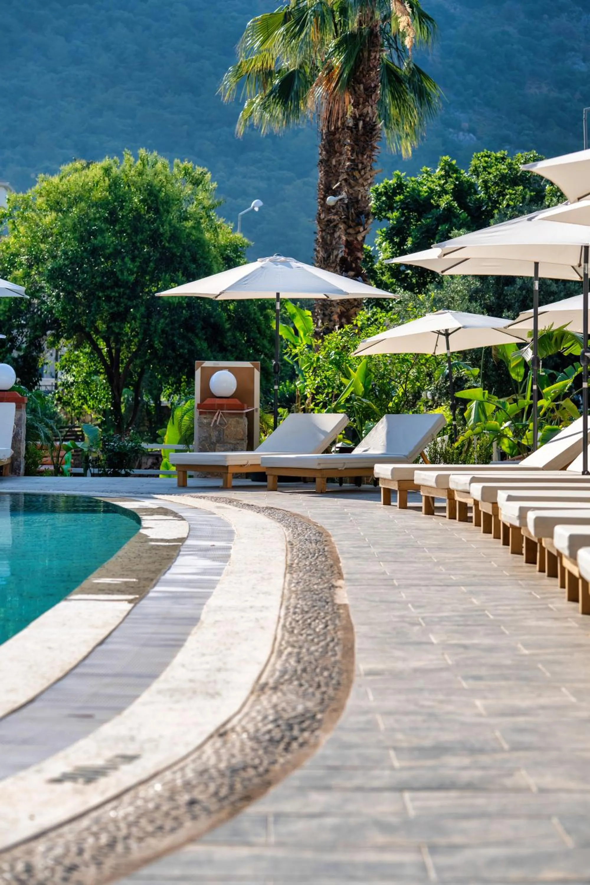 Ata Lagoon Beach Hotel