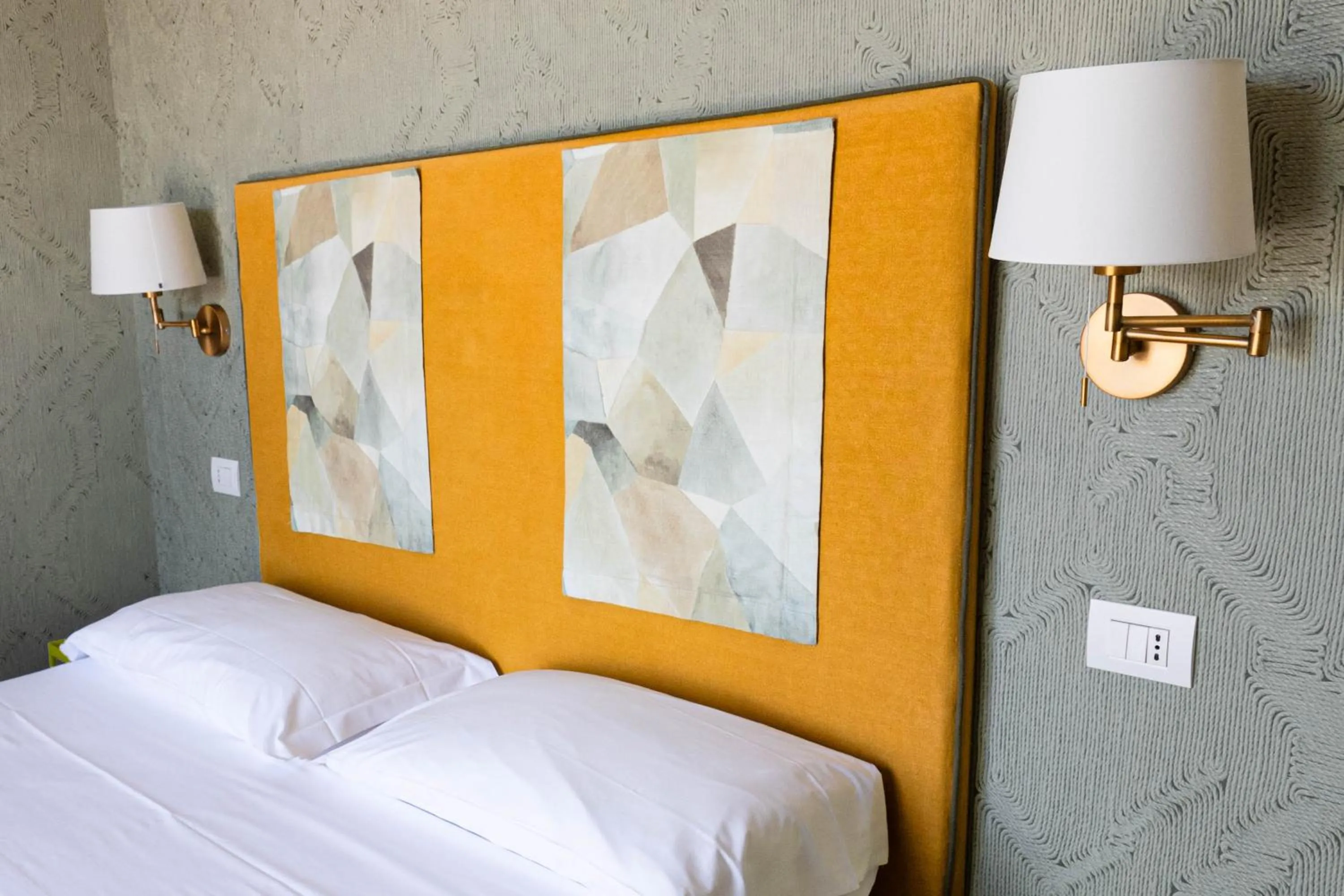 Bedroom, Bed in Bontempo Suite