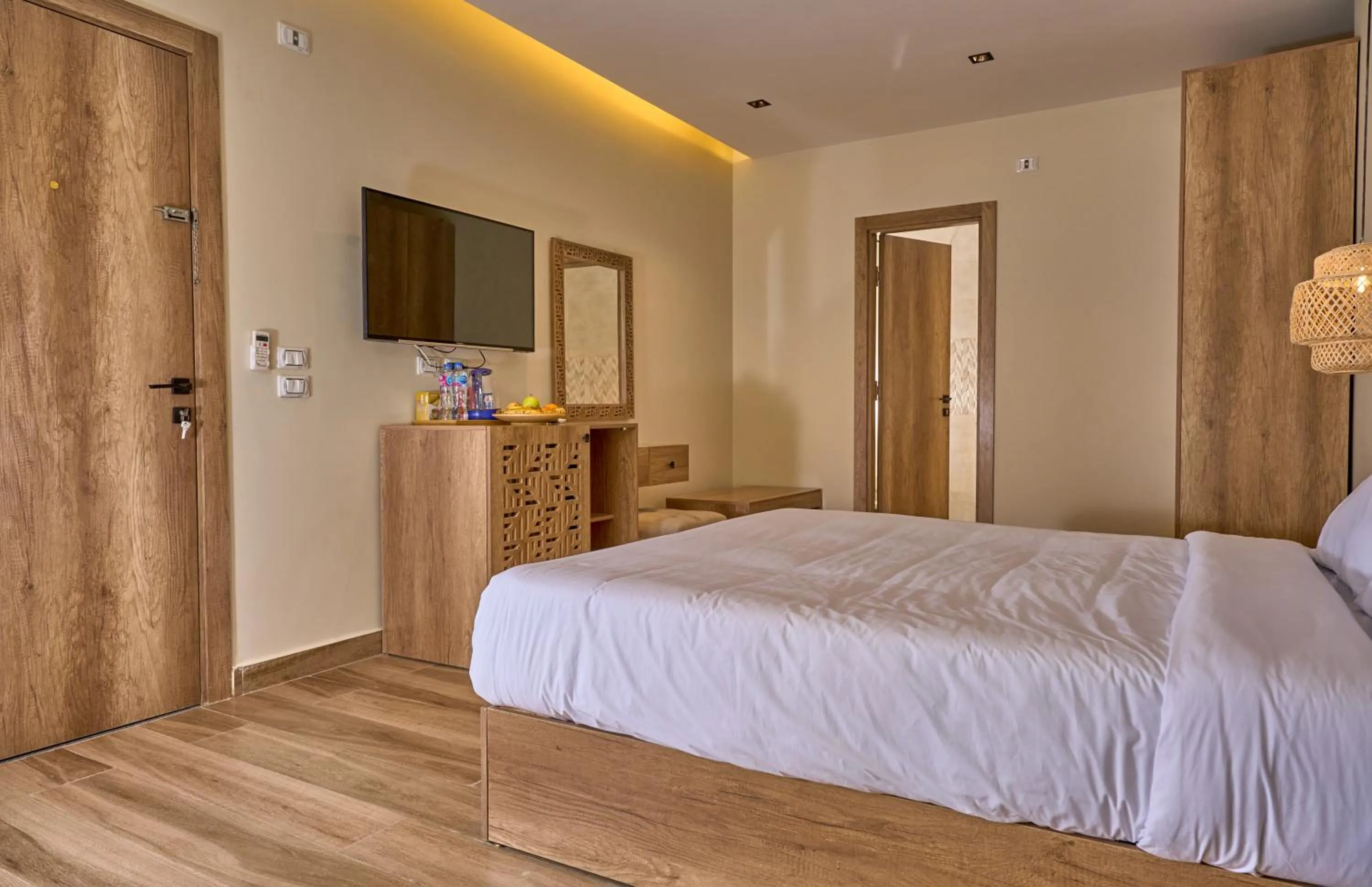 TV and multimedia, Bed in Lotus Inn