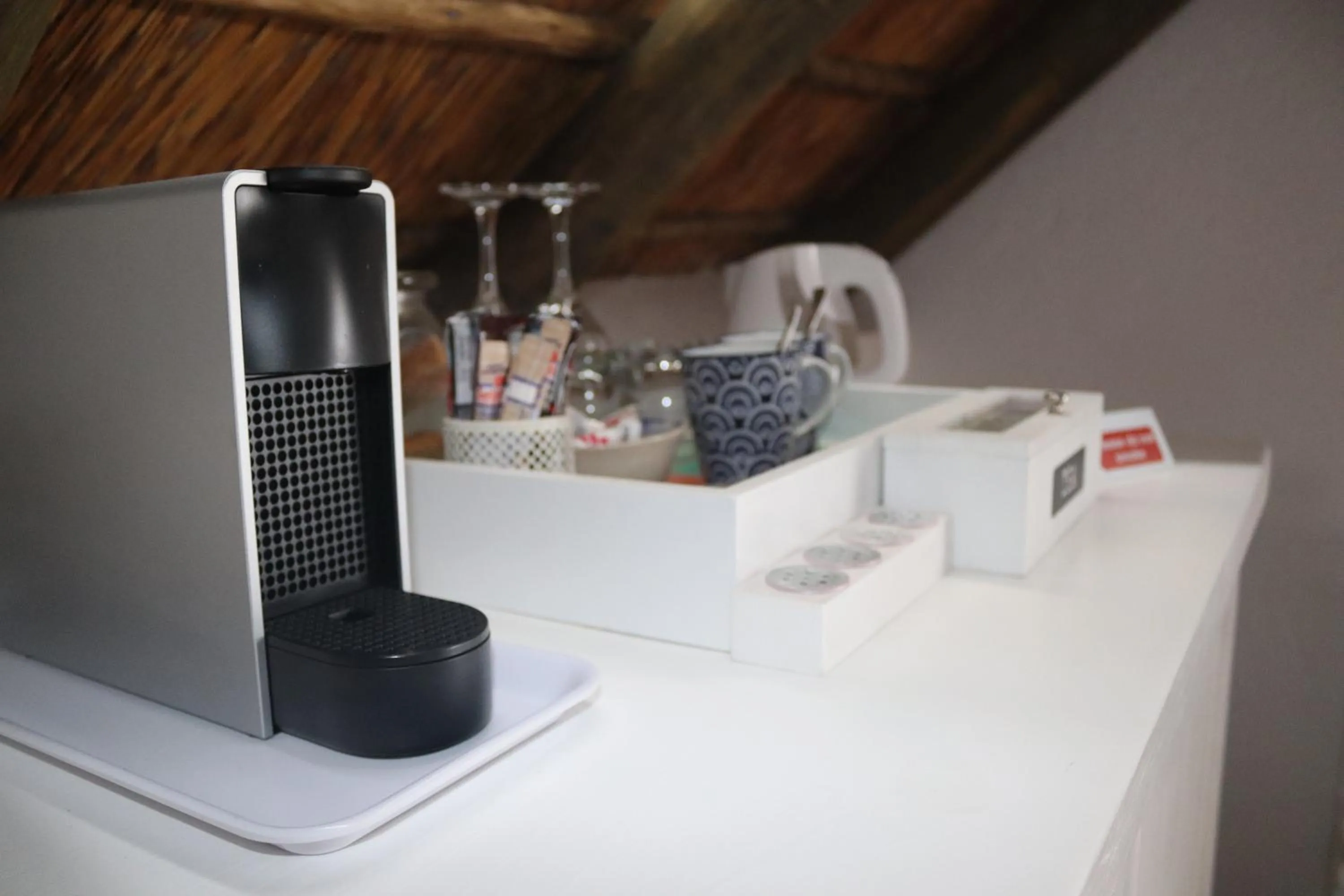 Coffee/tea facilities in Gilcrest Place Guest House