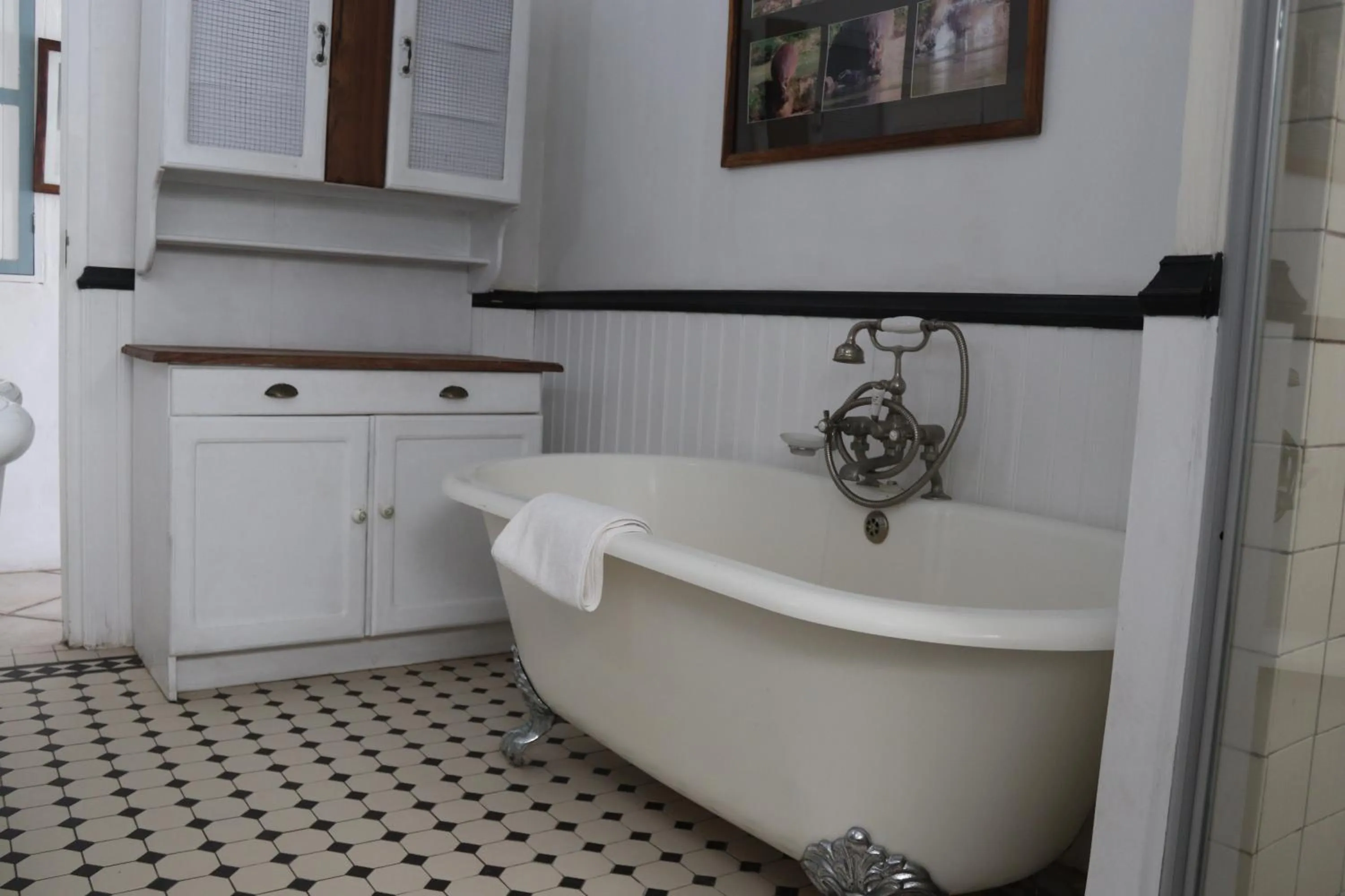 Bath in Gilcrest Place Guest House