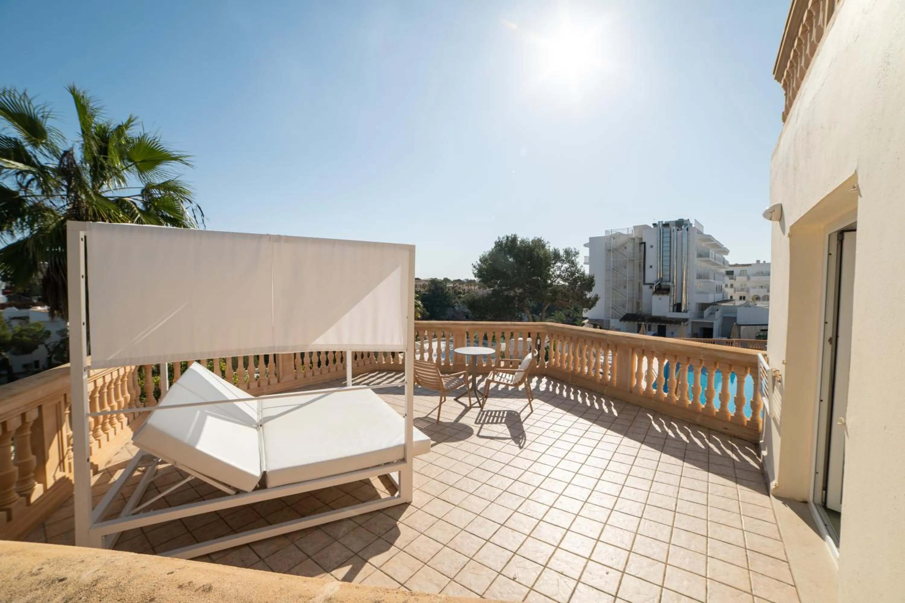 Pool view in Apartamentos Azul Playa