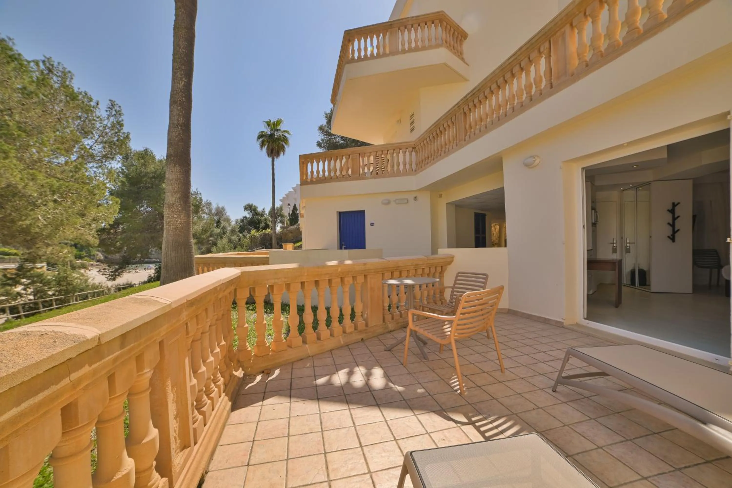 Property building in Apartamentos Azul Playa