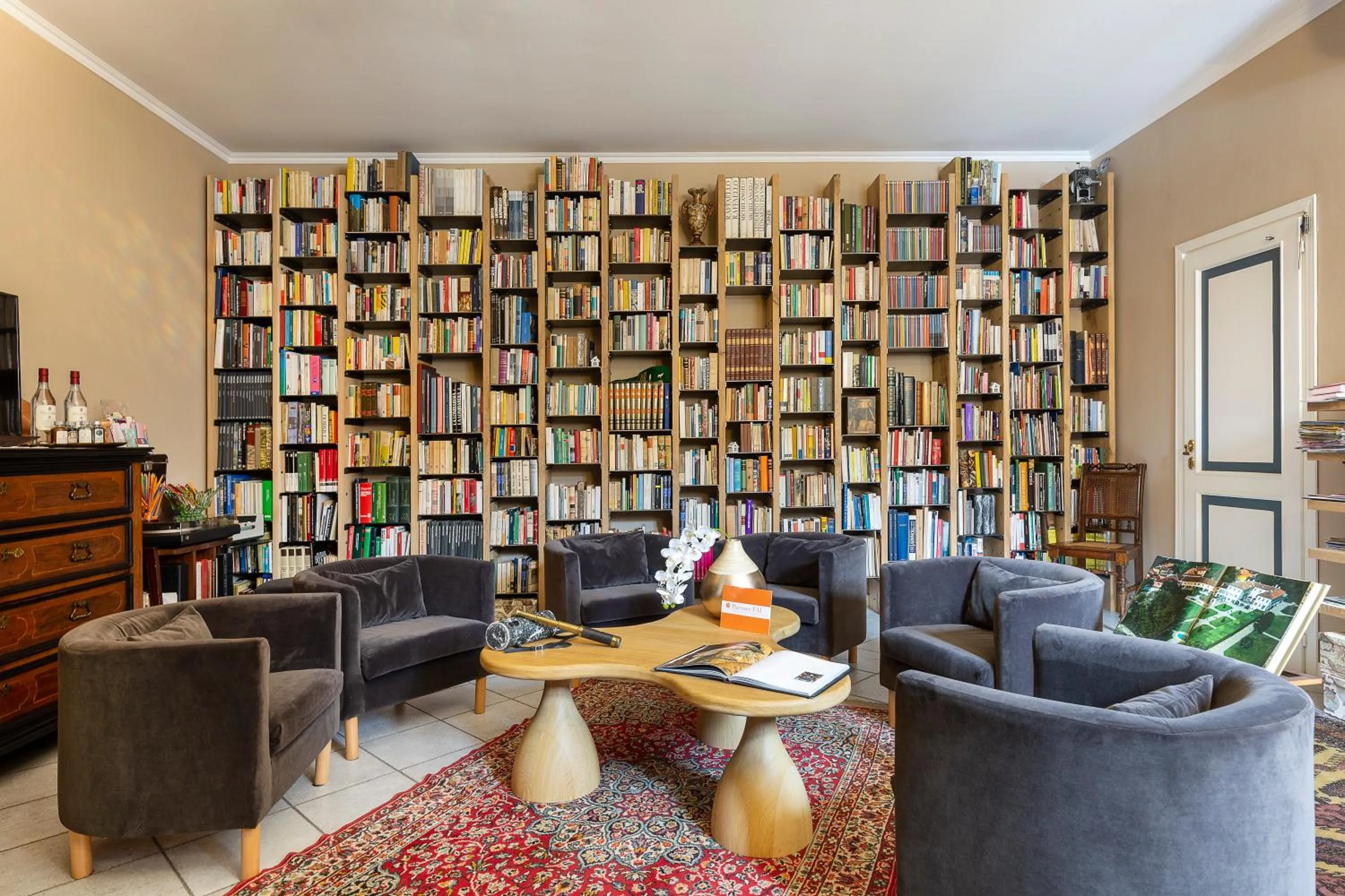 Library in Antica Casa Balsari