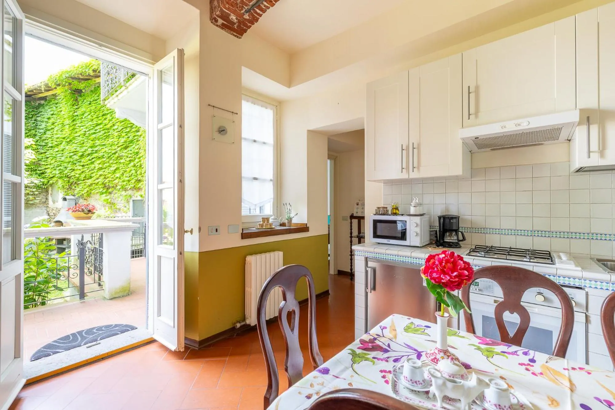Kitchen or kitchenette in Antica Casa Balsari