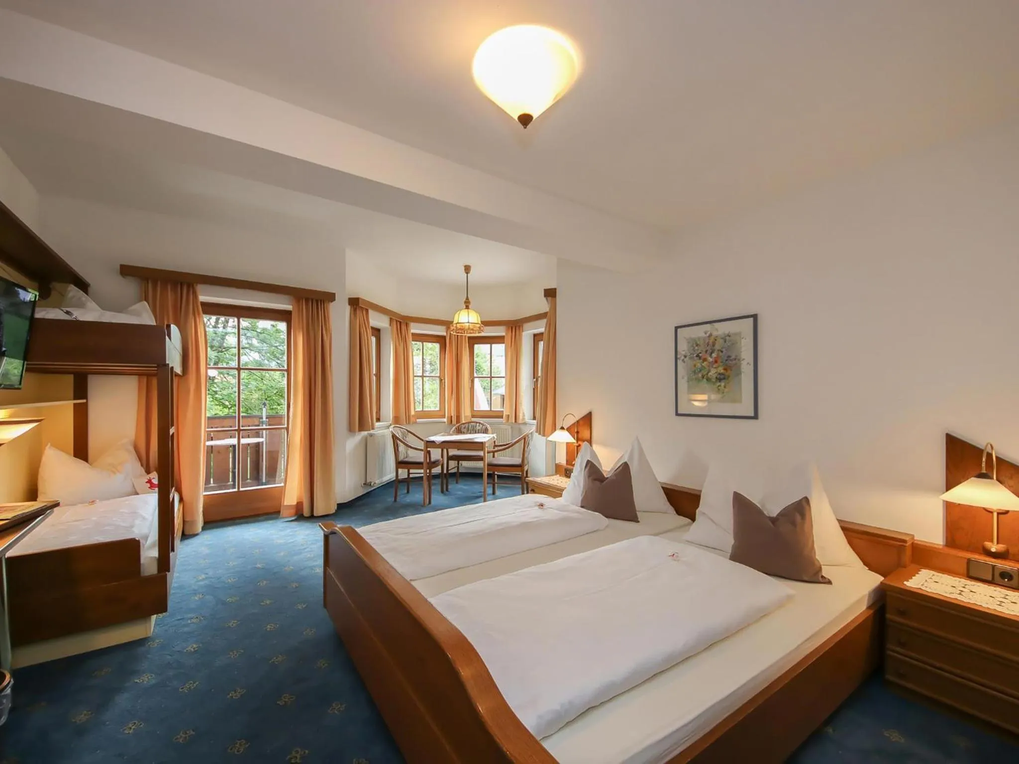 Bed in Landgasthof Neuwirt