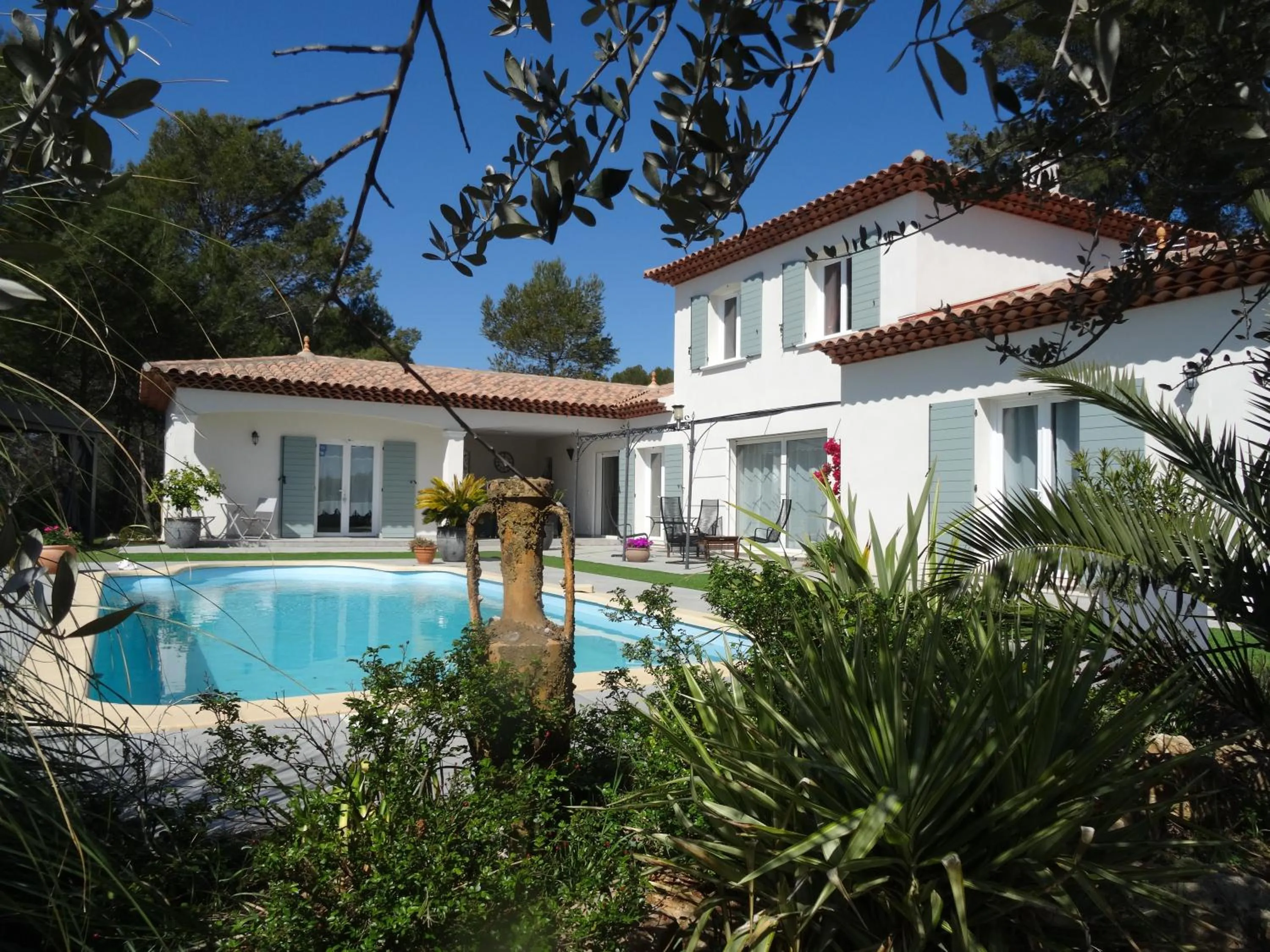 Property building in L Olivadou B&B