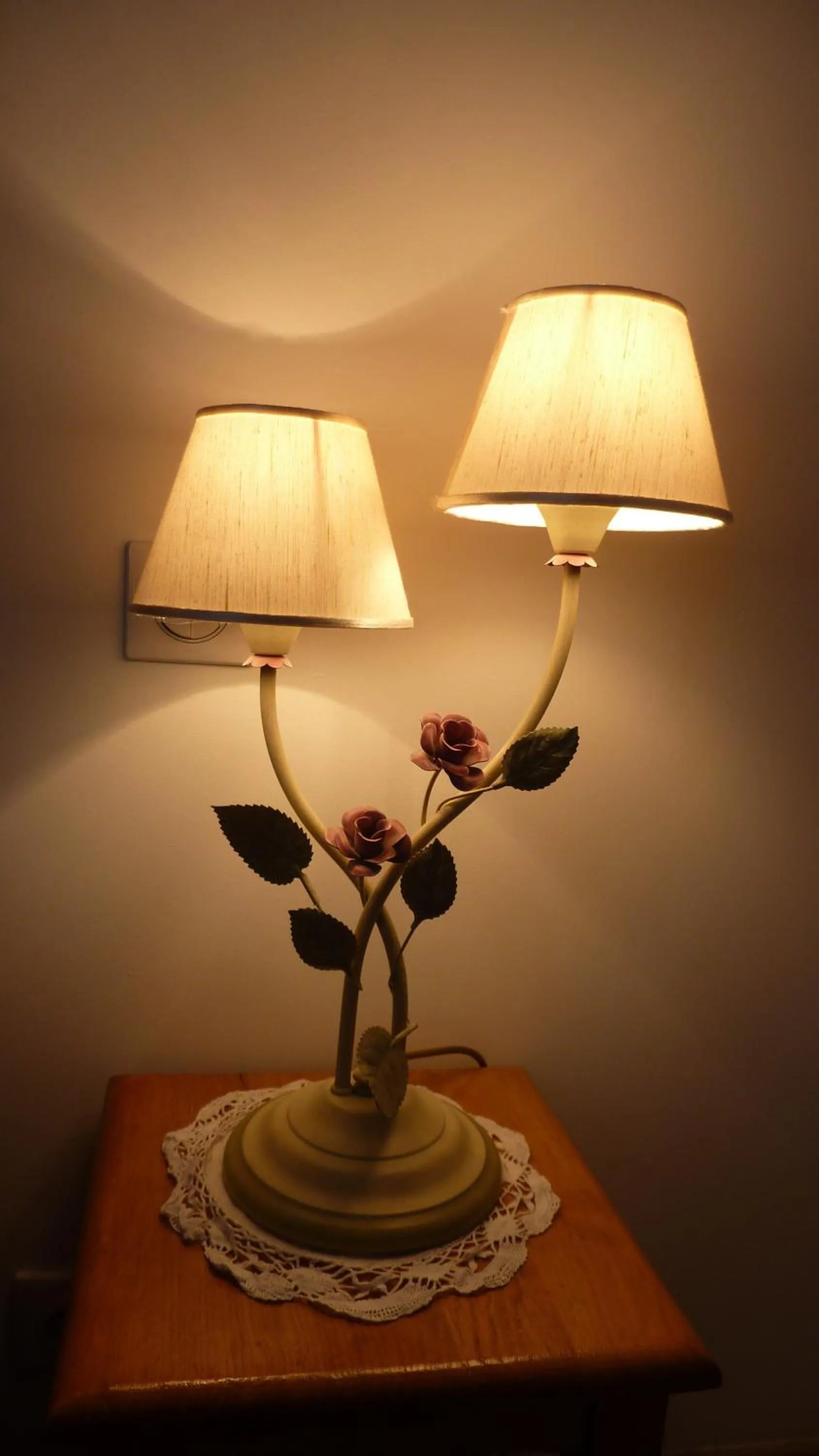 Decorative detail in L Olivadou B&B