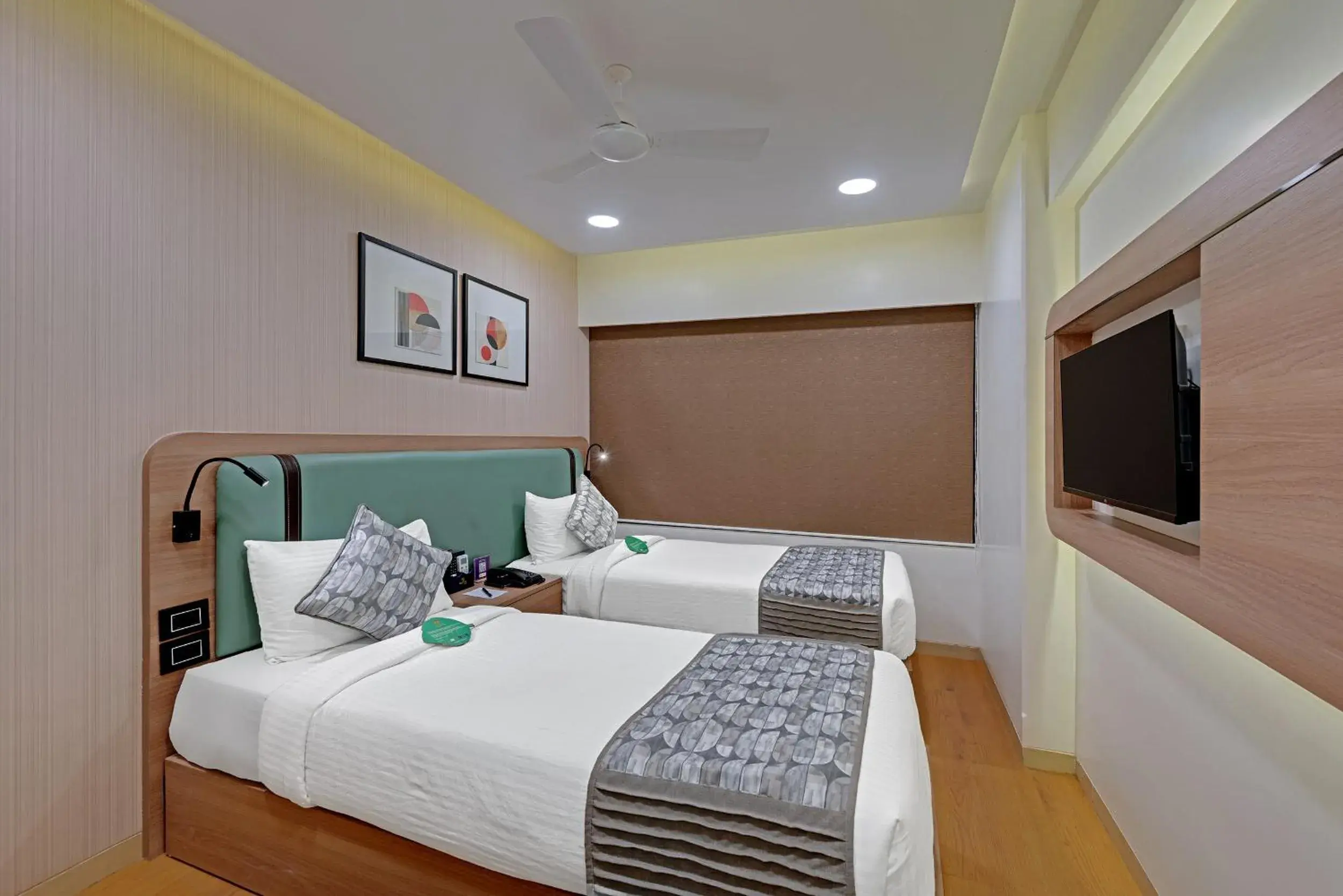Bedroom, Bed in Click Hotels Andheri MIDC Bedroom, Bed in Click Hotels Andheri MIDC