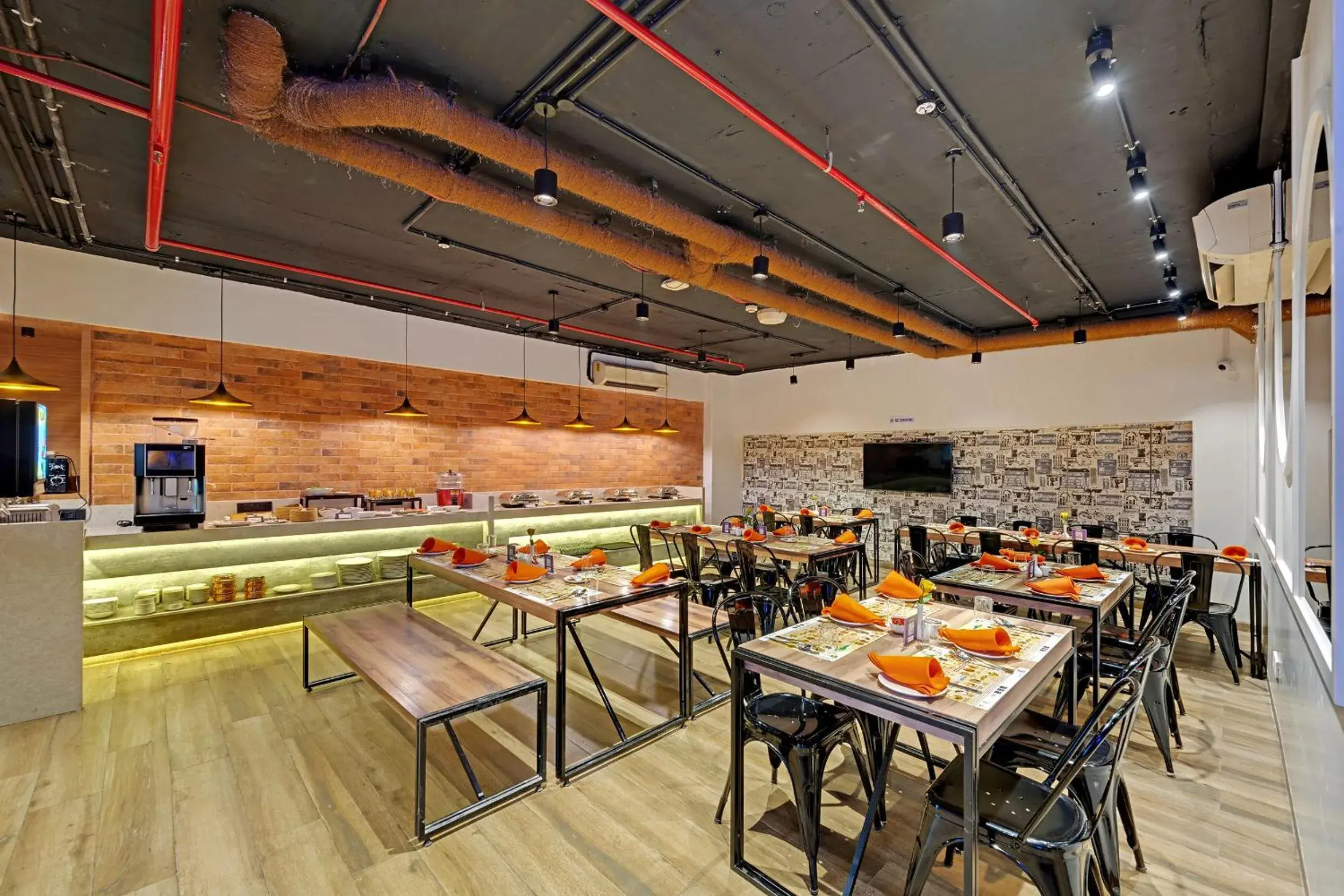 Restaurant/places to eat in Click Hotels Andheri MIDC Restaurant/places to eat in Click Hotels Andheri MIDC
