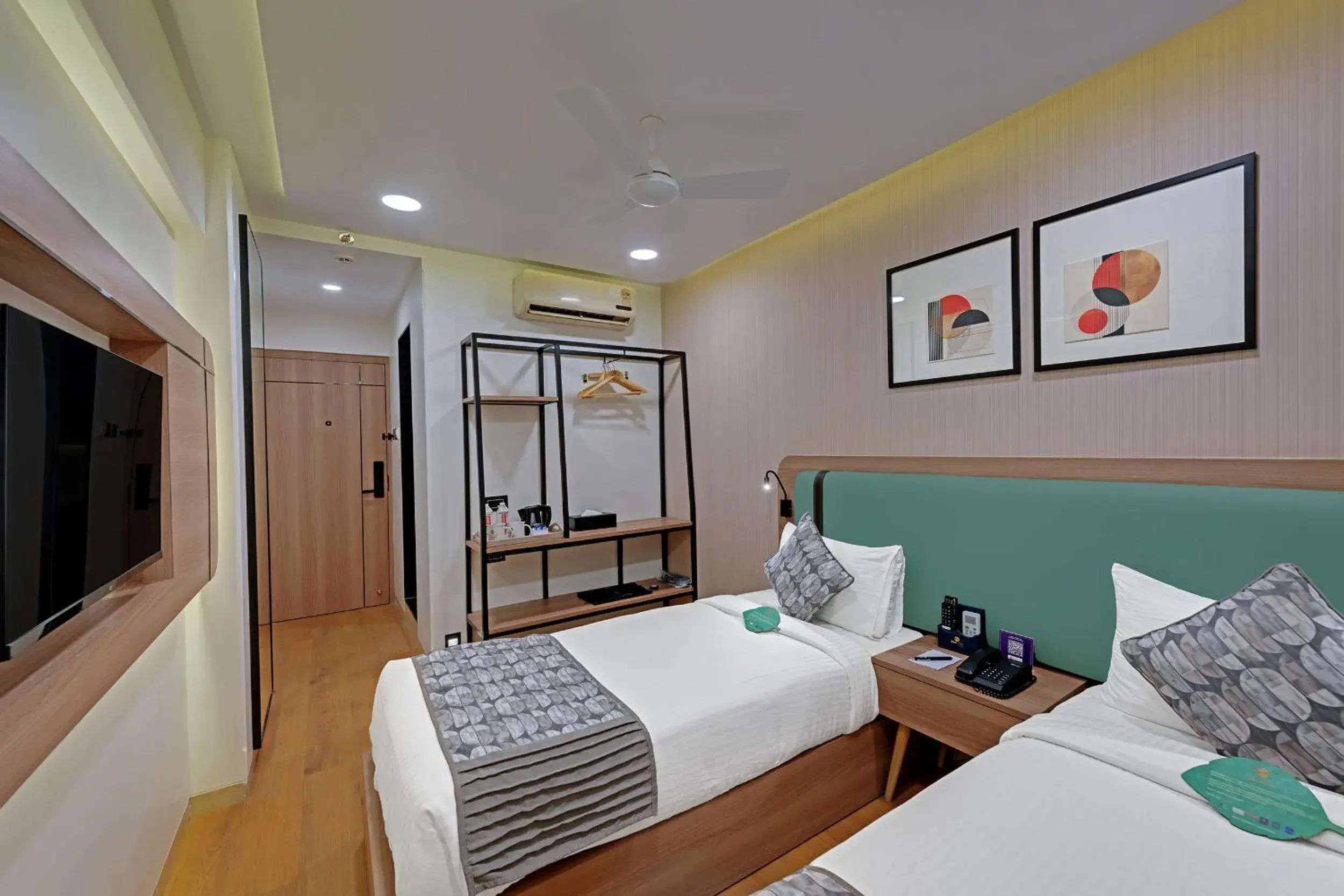 Standard Double or Twin Room - single occupancy in Click Hotels Andheri MIDC Standard Double or Twin Room - single occupancy in Click Hotels Andheri MIDC