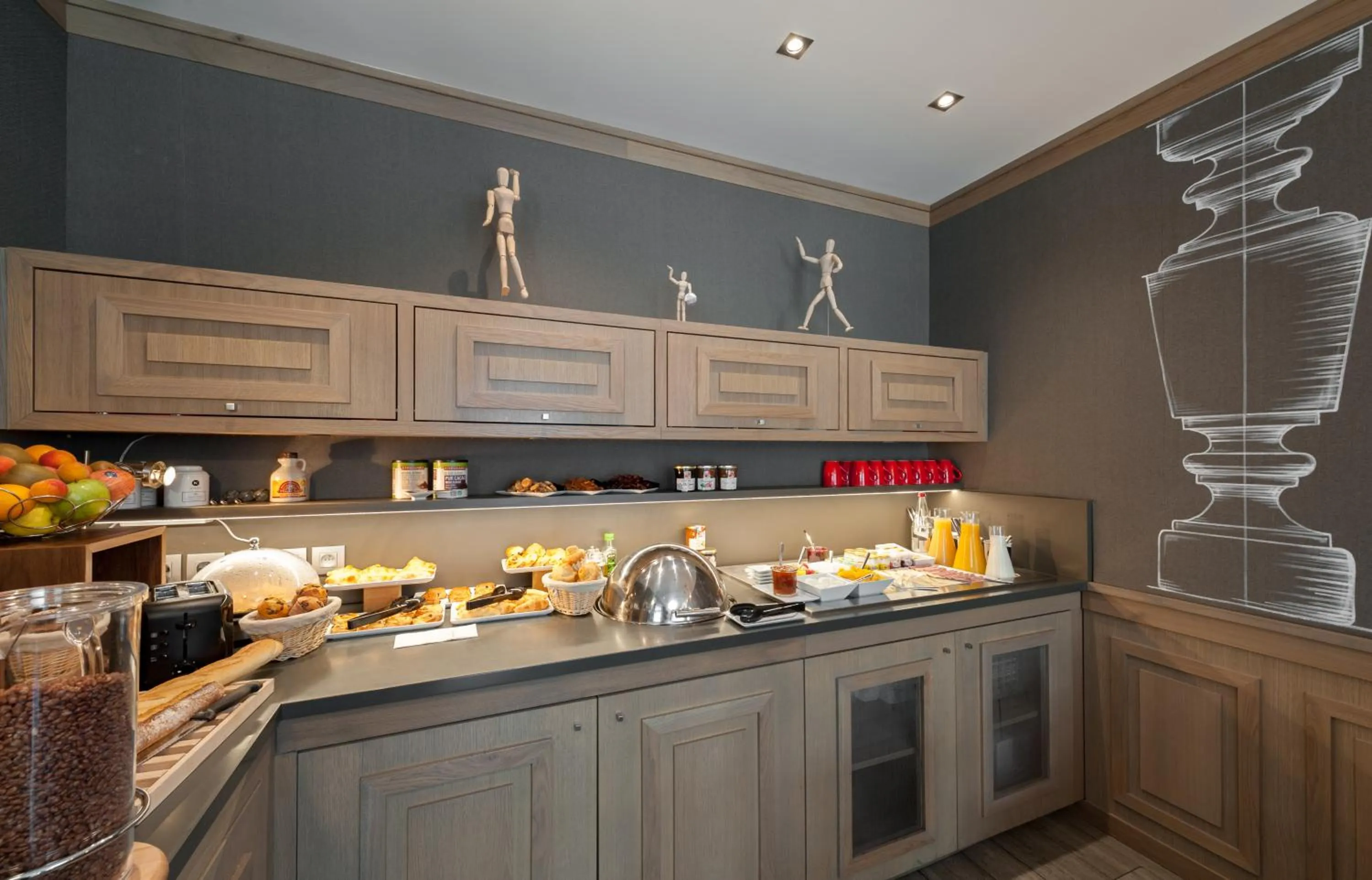 Food and drinks in Hôtel le 209 Paris Bercy