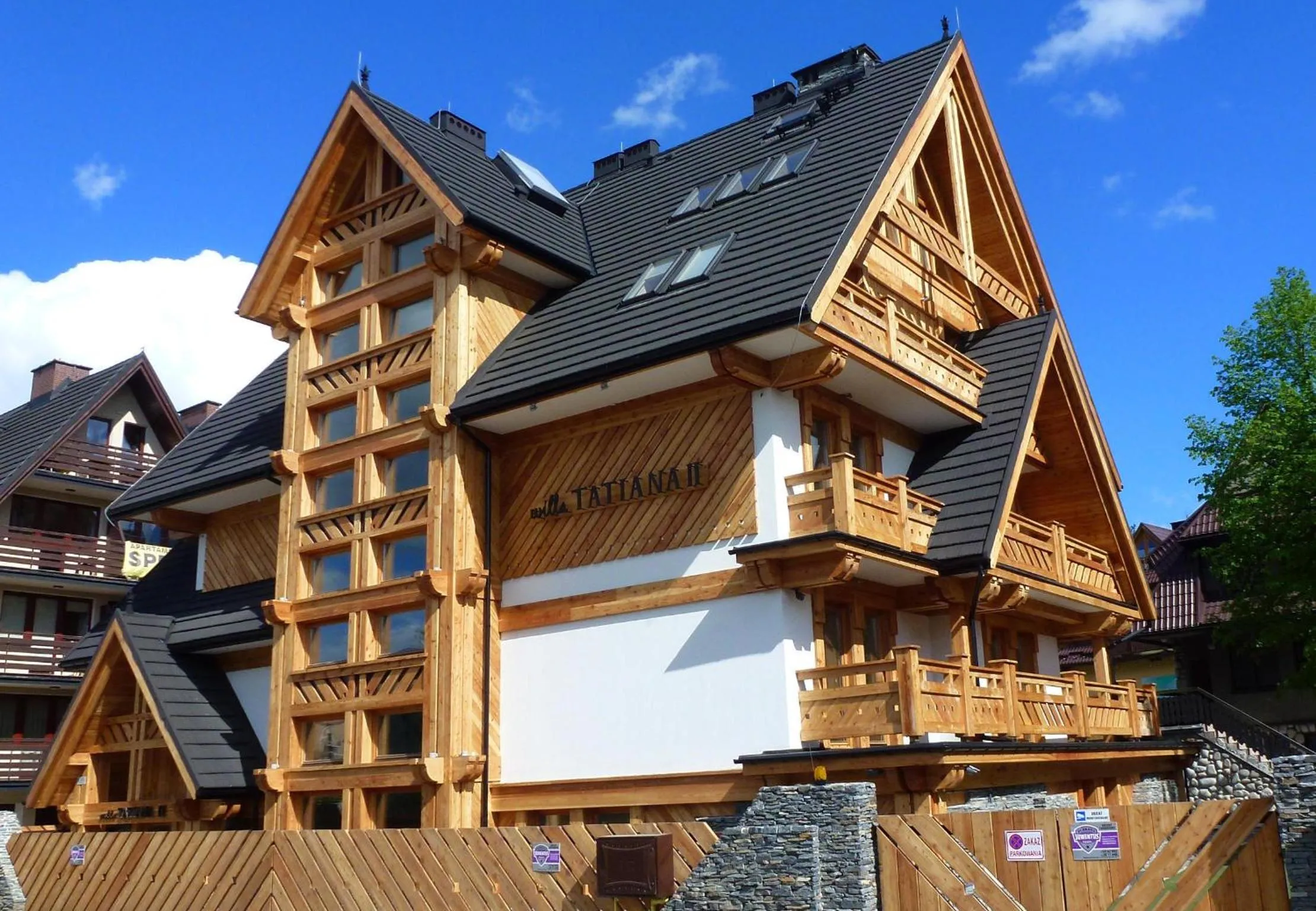 Property building in Willa Tatiana Lux