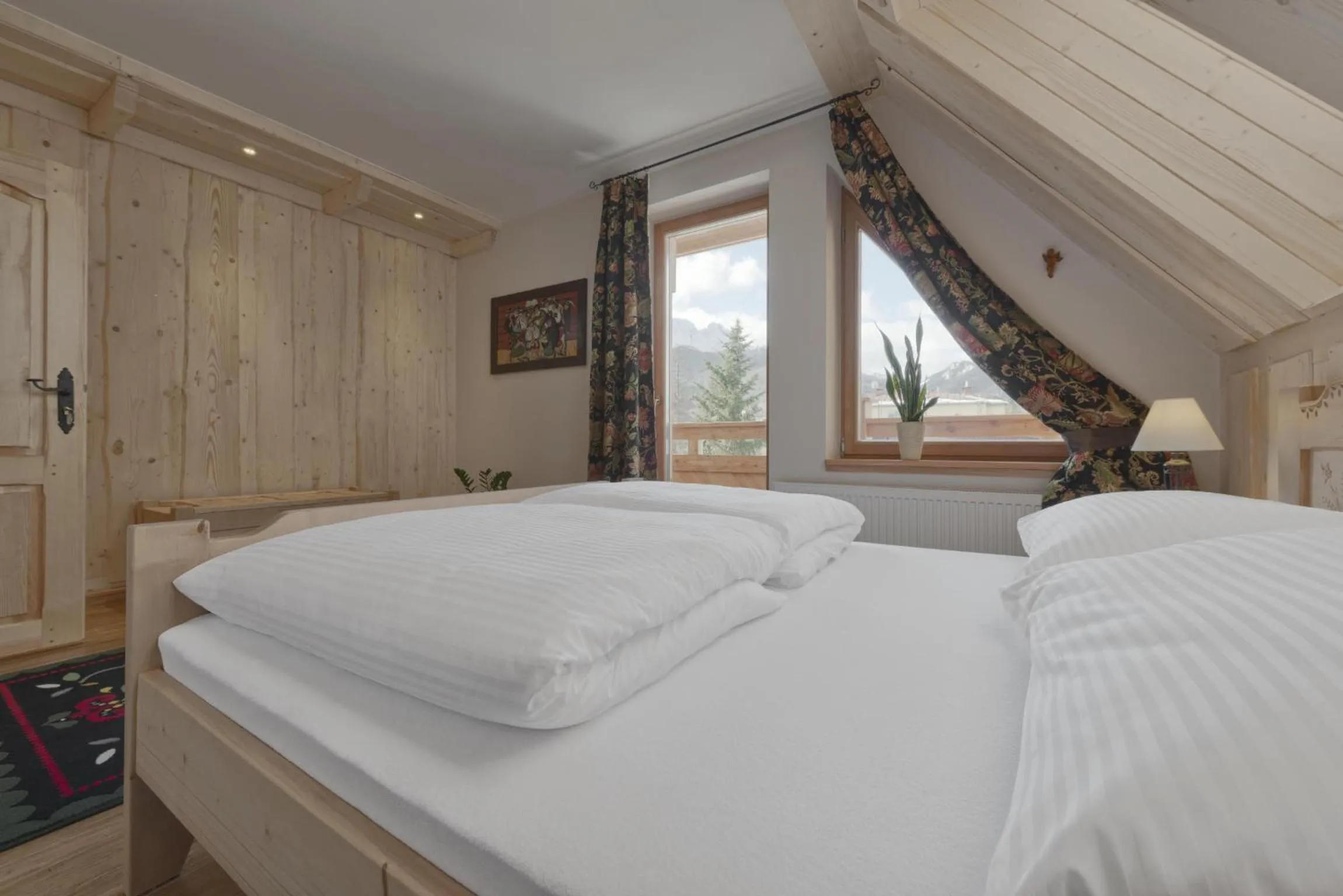 Bedroom, Bed in Willa Tatiana Lux