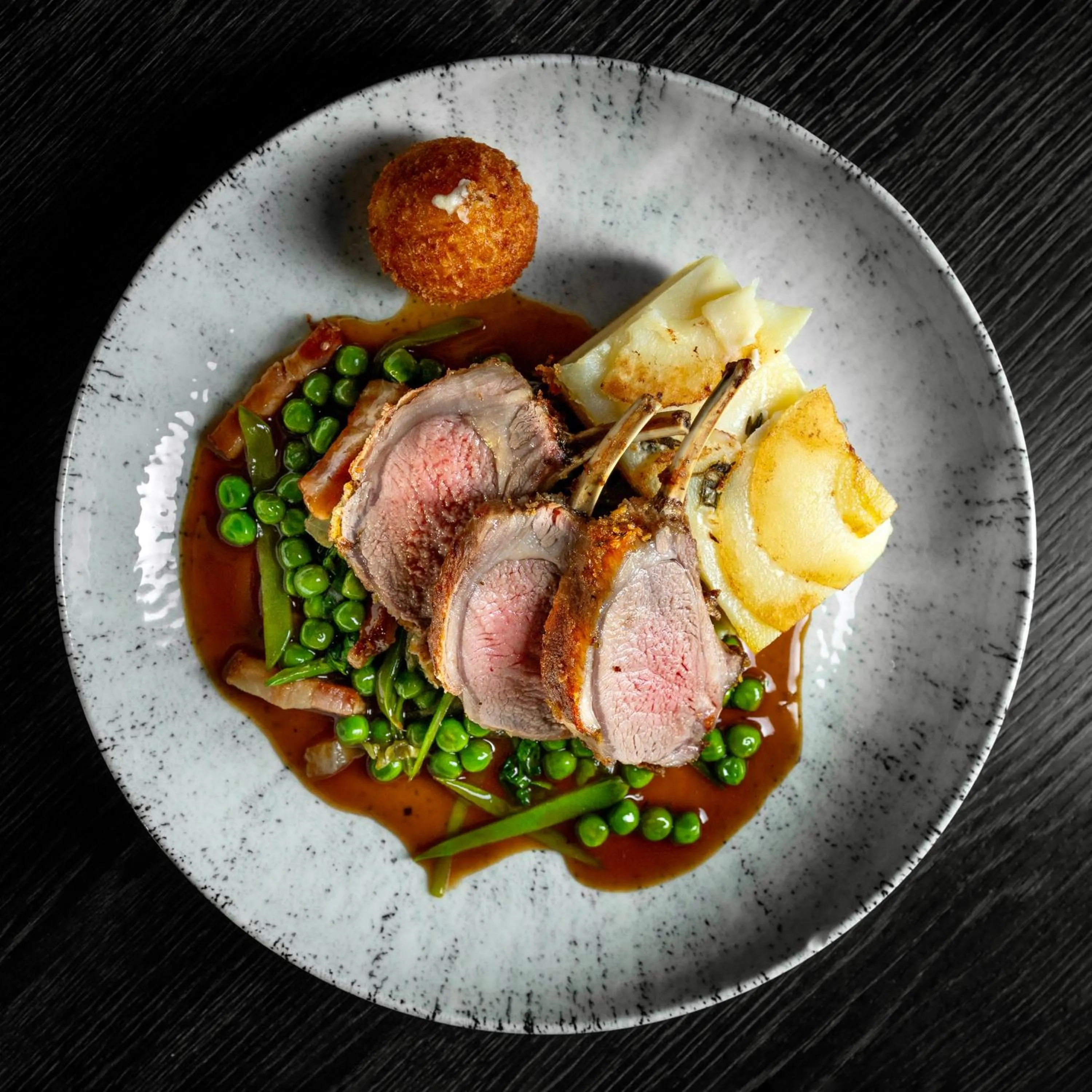 Restaurant/places to eat in Foxfields Country Hotel