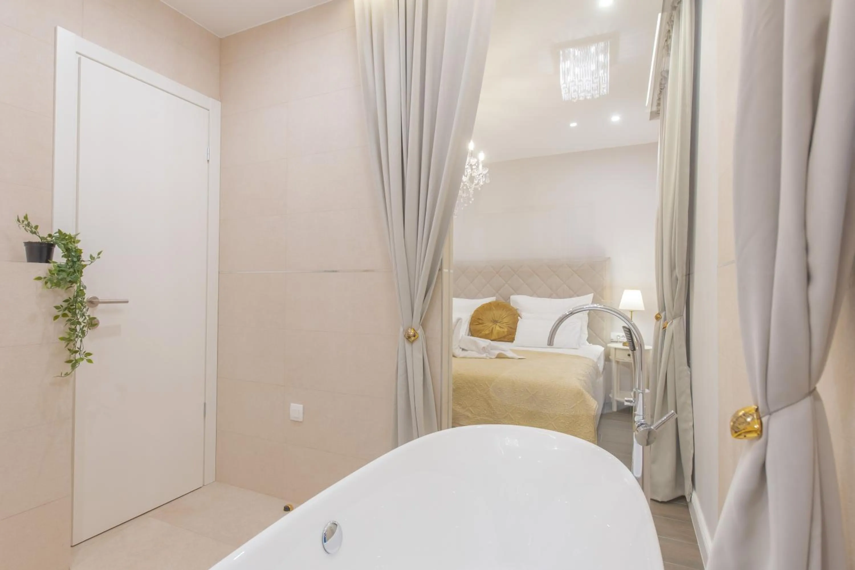 Bed in Samstag Split