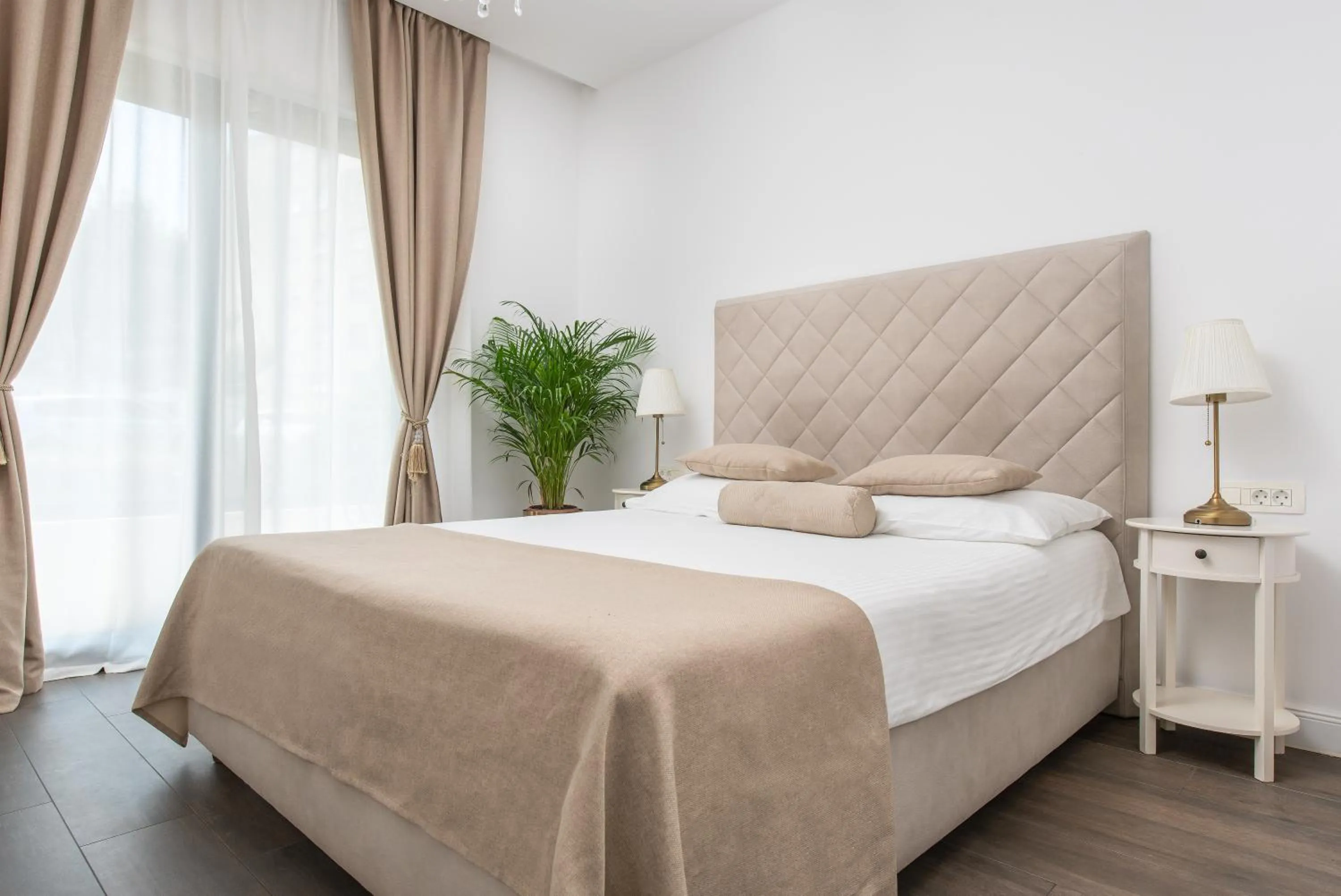 Bed in Samstag Split