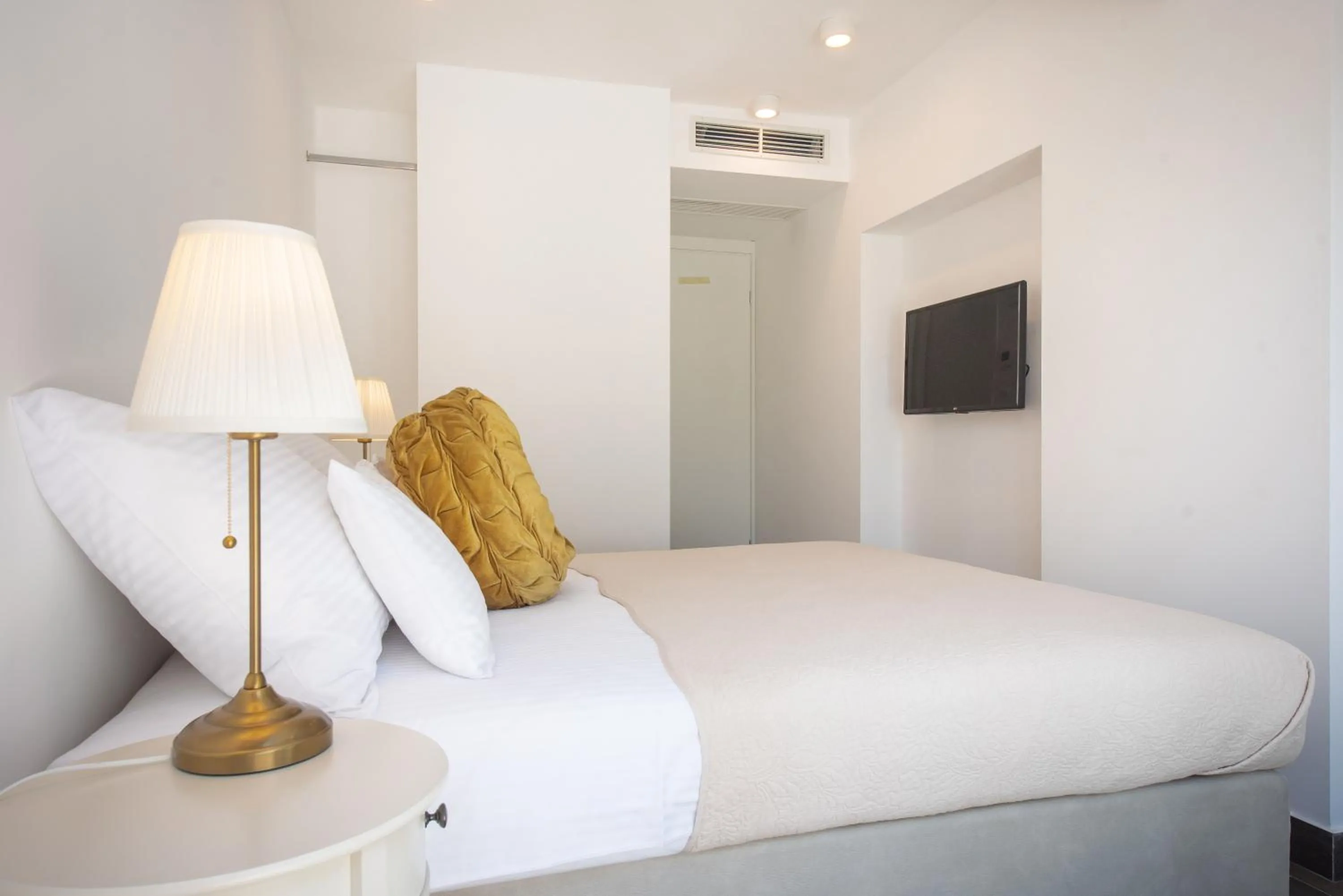 Bed in Samstag Split