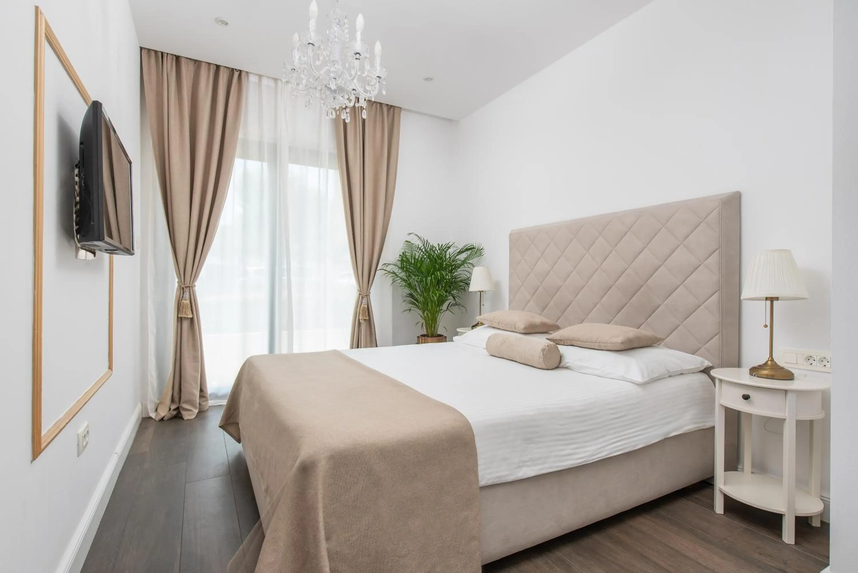 Bed in Samstag Split