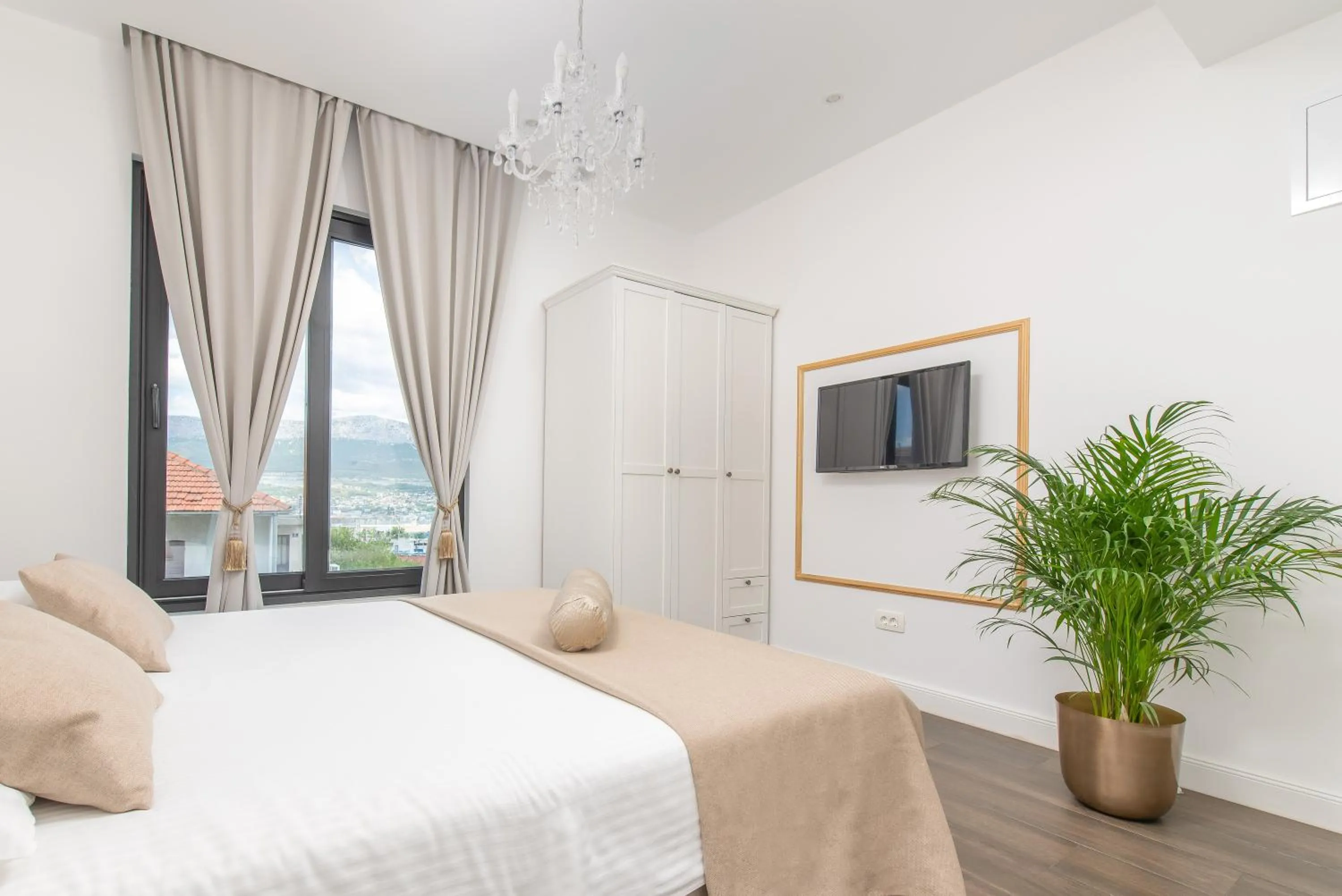 Bed in Samstag Split