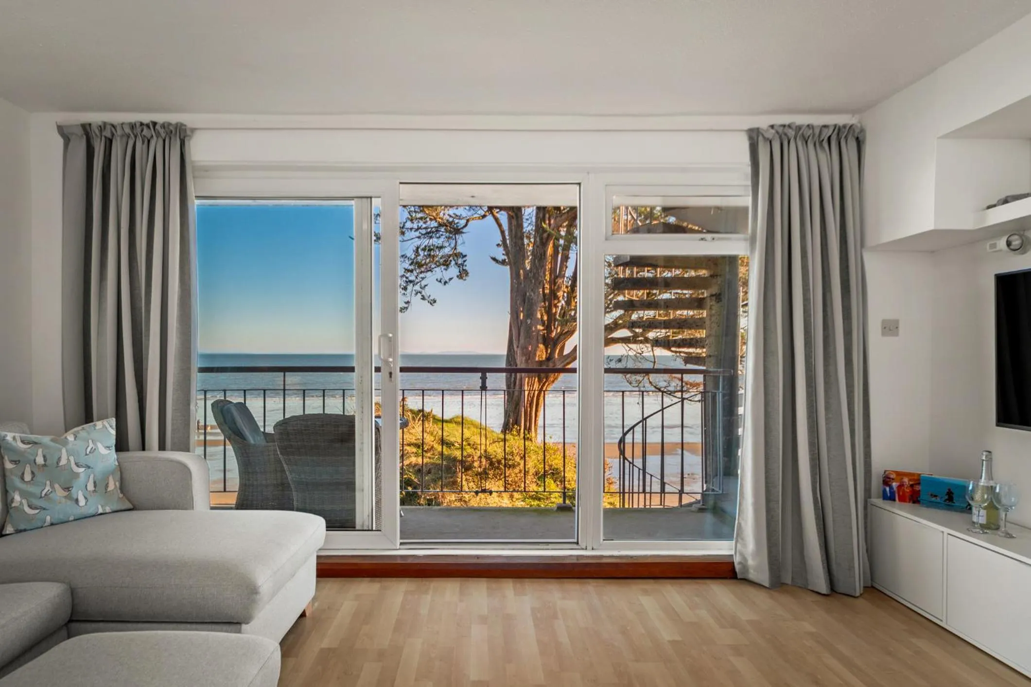 Other in Lifes a Beach - Direct Beach Access Sea Views