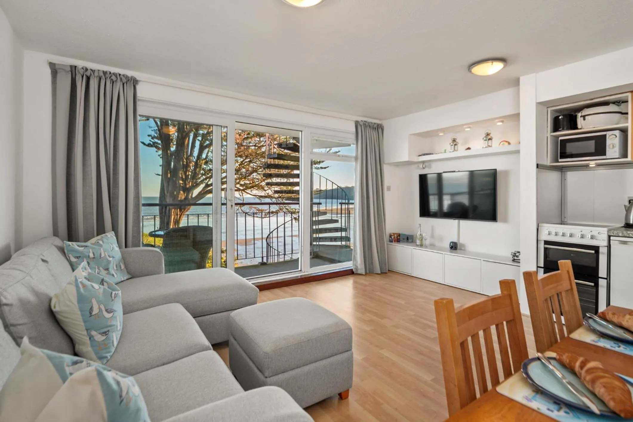 Other in Lifes a Beach - Direct Beach Access Sea Views