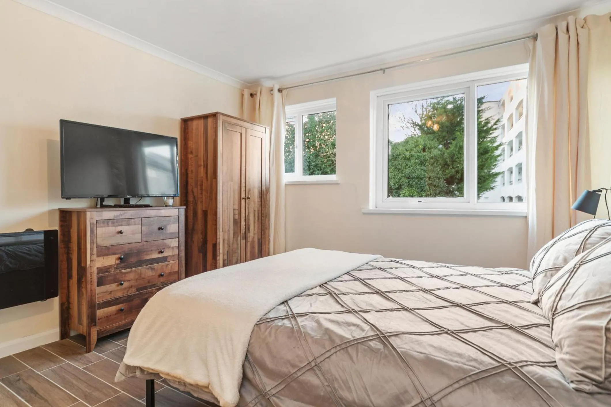 Other, Bed in Monkstone Court - Close to Village and Beach
