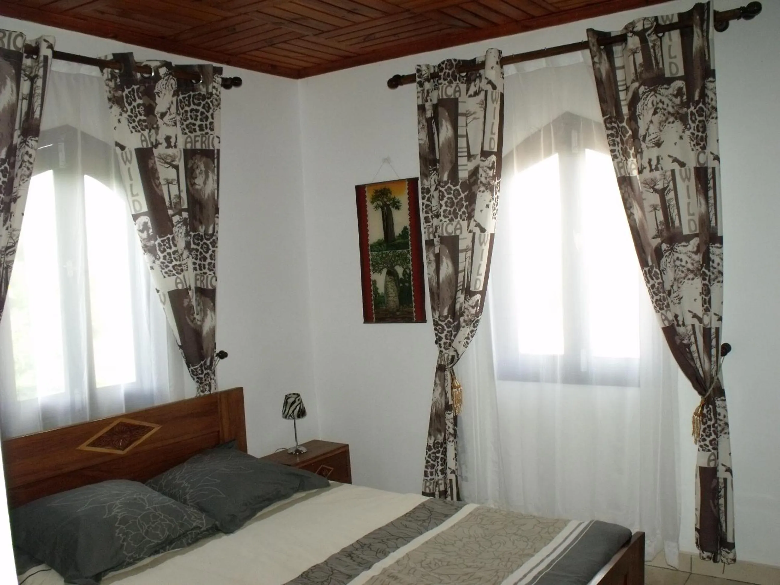 Photo of the whole room, Bed in Iarimbato Hotel