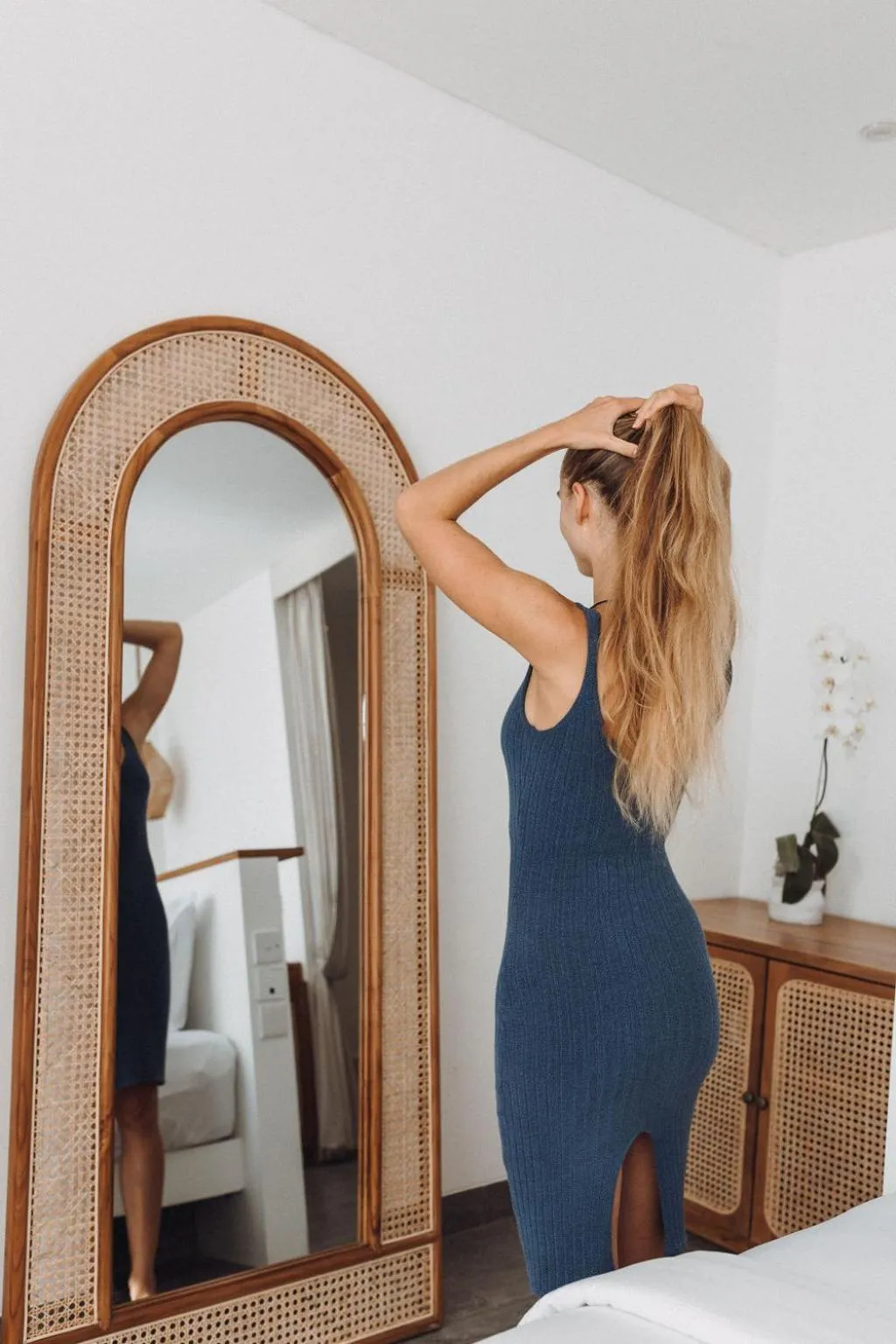 Shower, Bed in Mantra Wellness Center